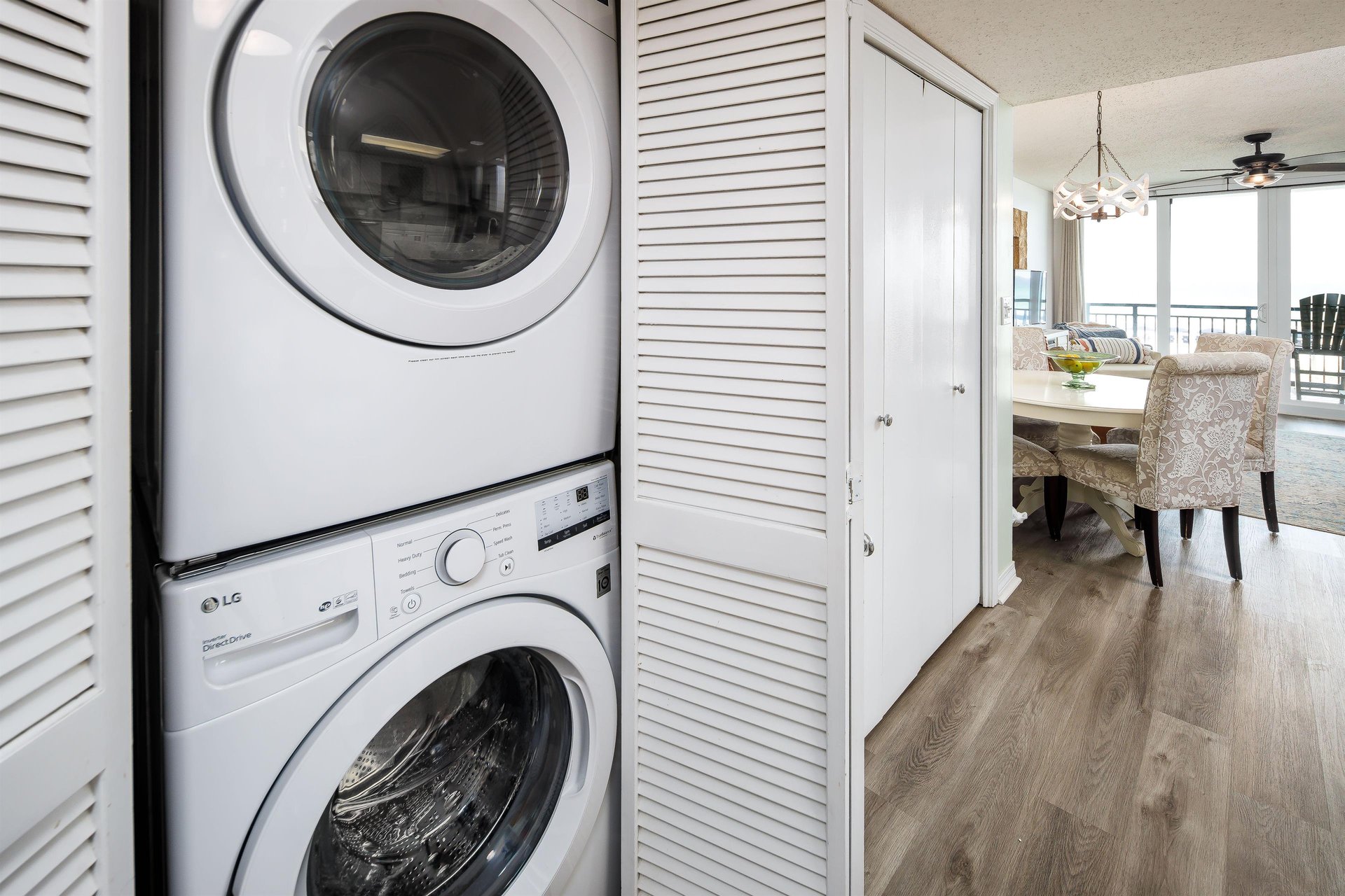 Nautilus Unit 1202 18