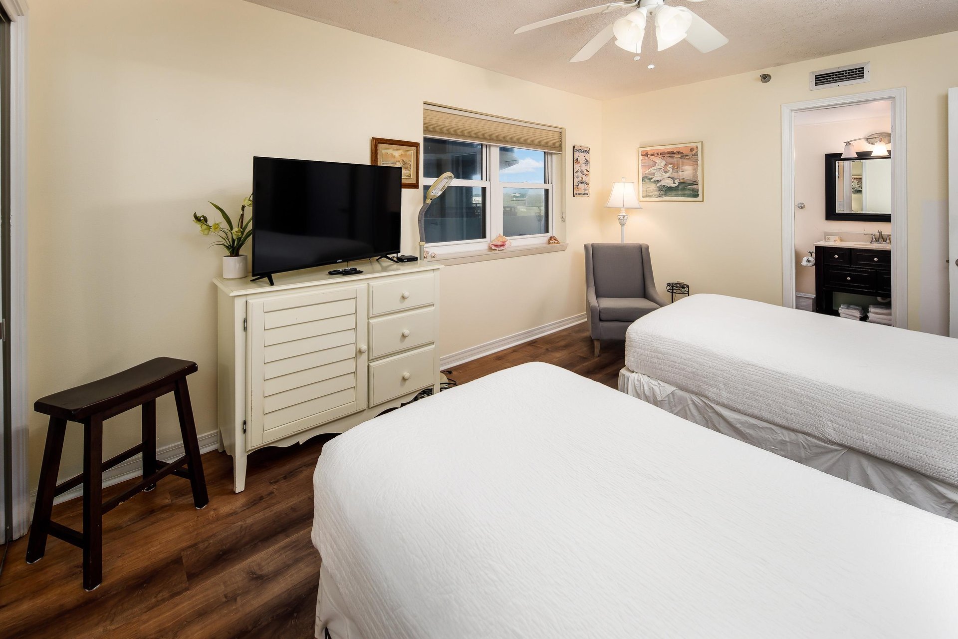 Nautilus Unit 1404 19