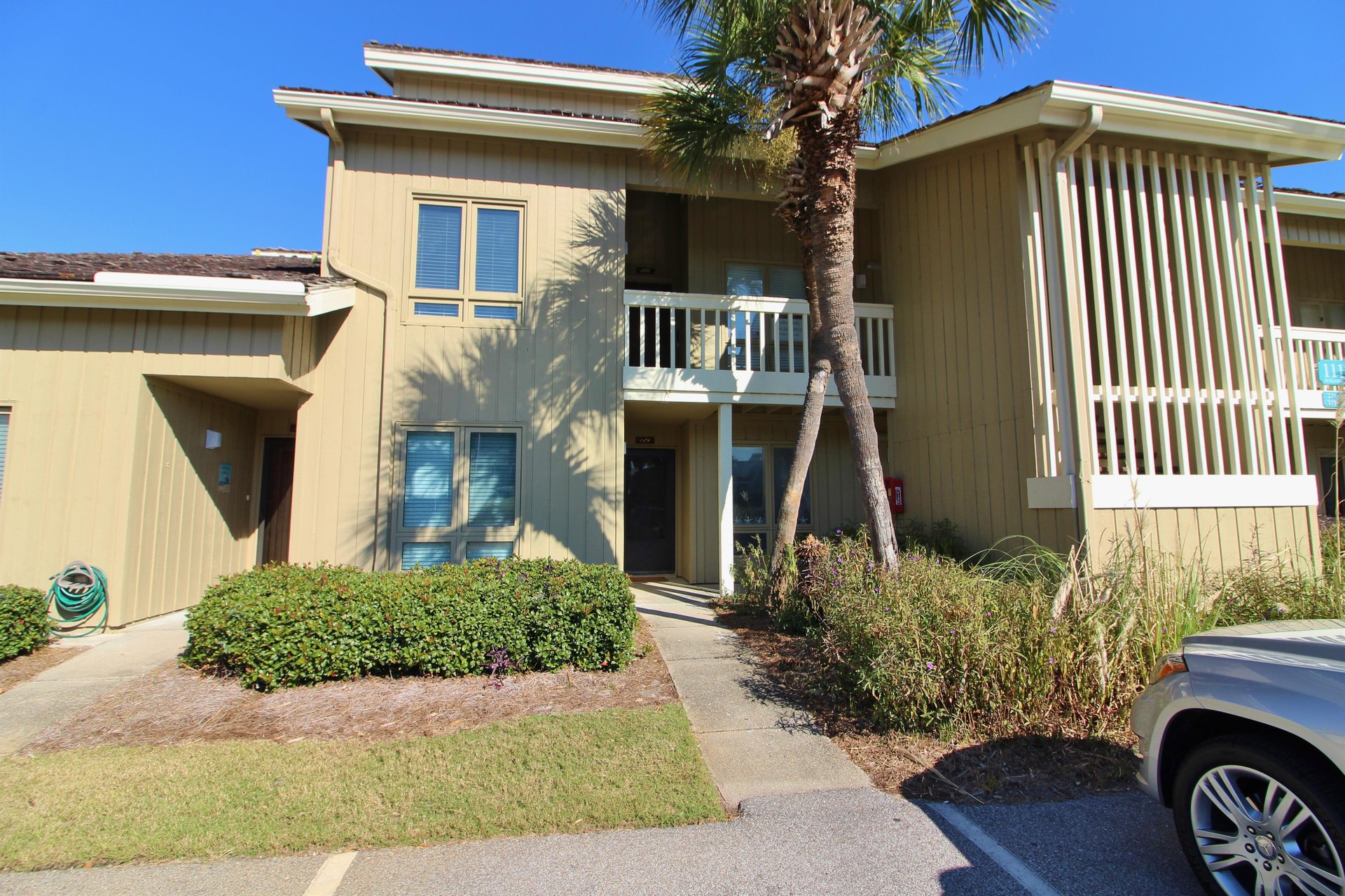 Seascape Lakefront 124 19