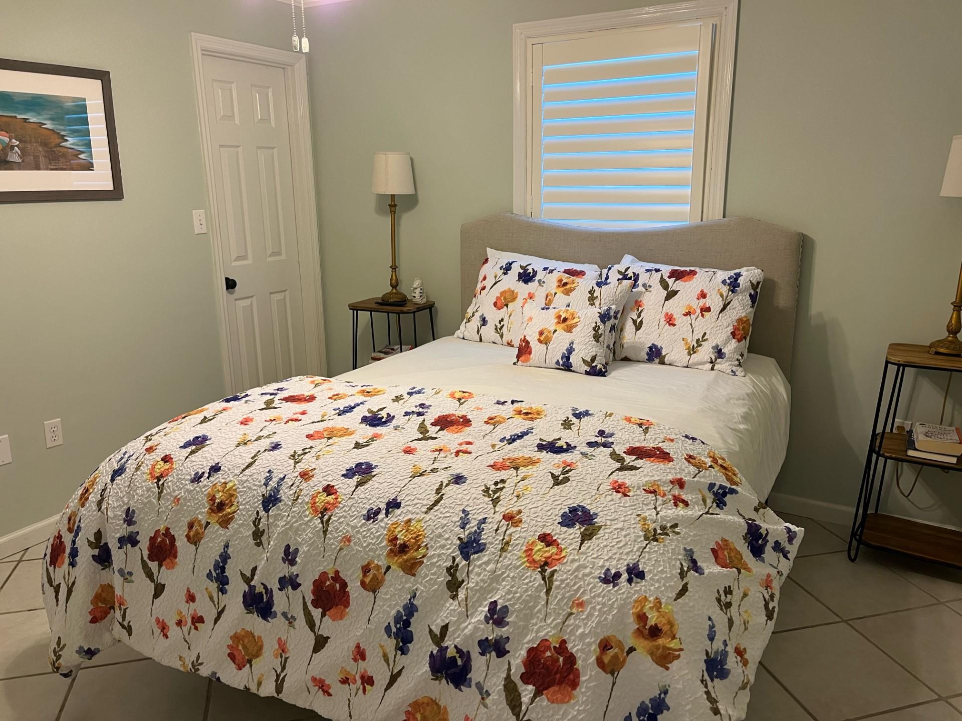 Beachside Villas 412 11