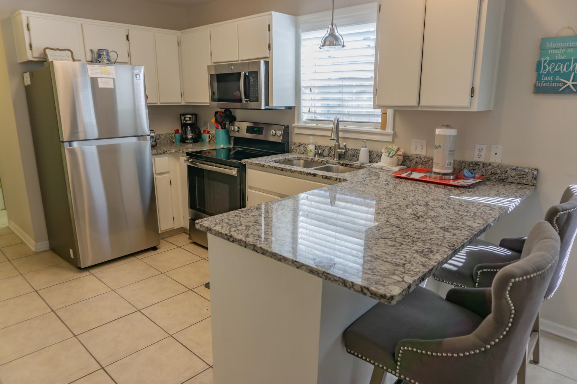 Beachside Villas 823 5