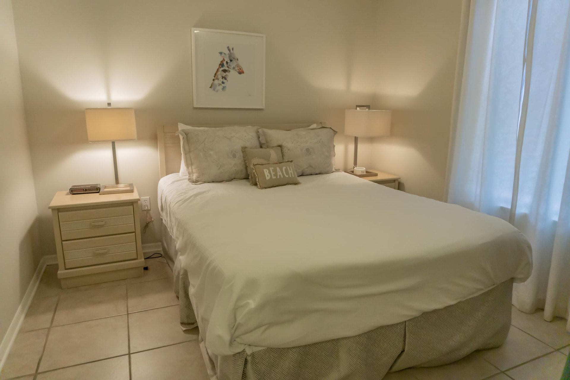 Beachside Villas 823 7