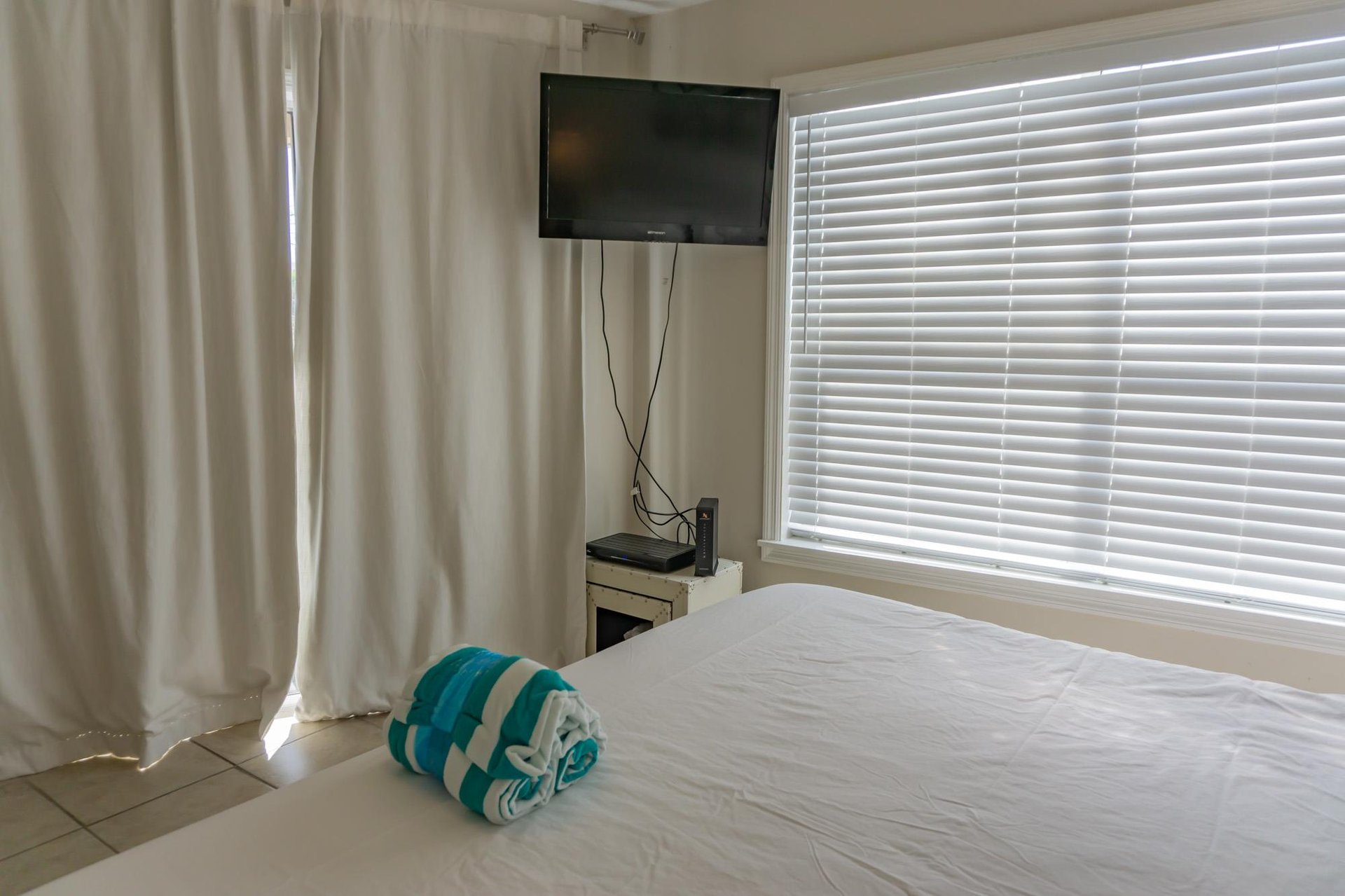 Beachside Villas 823 10