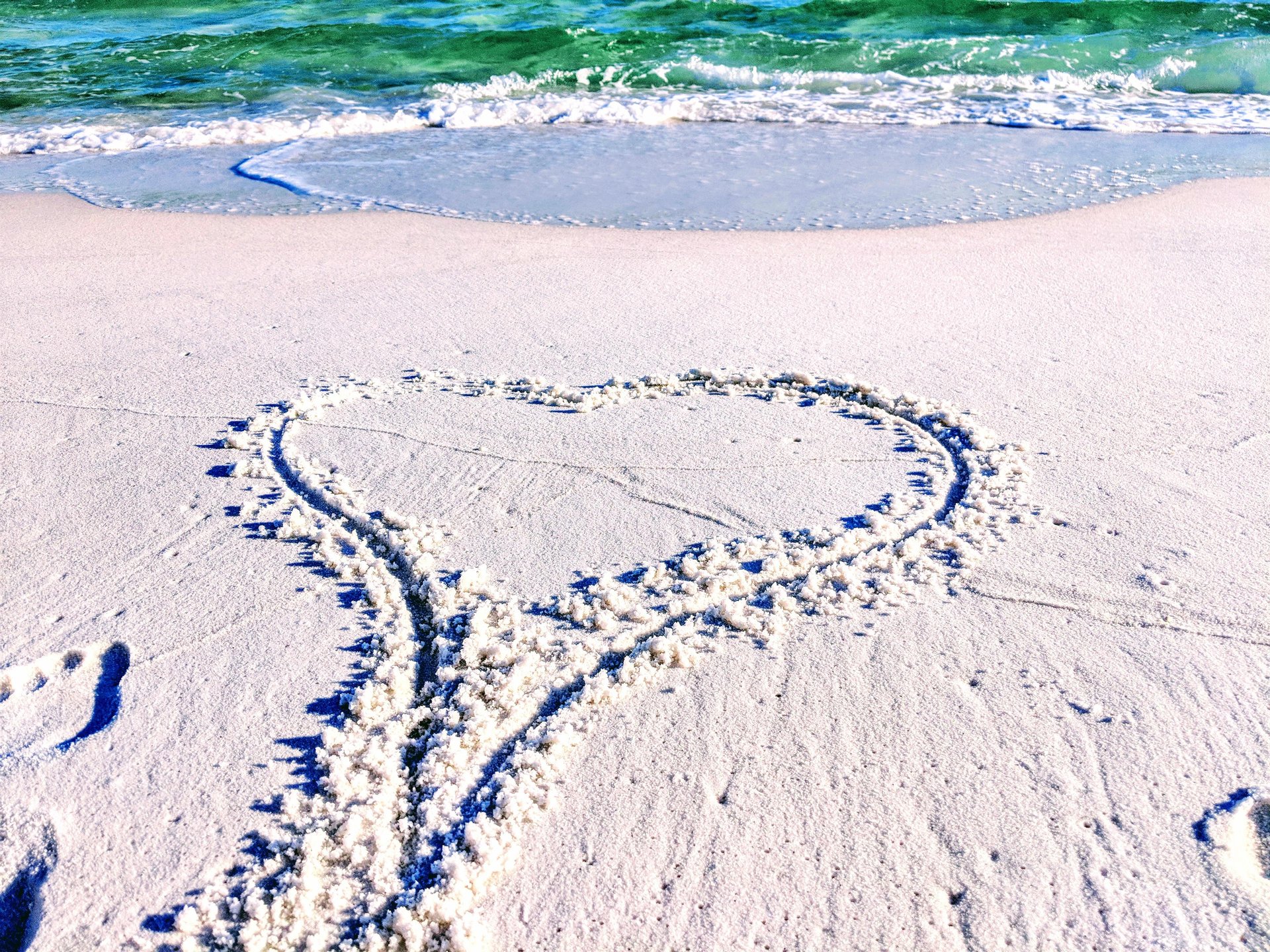 Holiday Surf and Racquet Unit 622 26