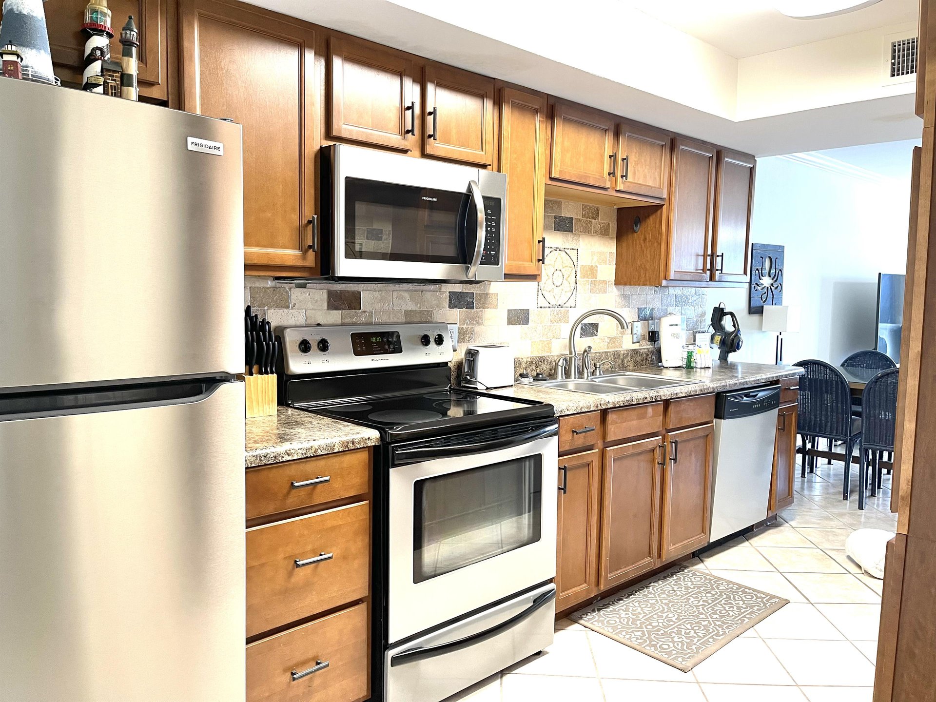 Surf Side Shores 1604 10