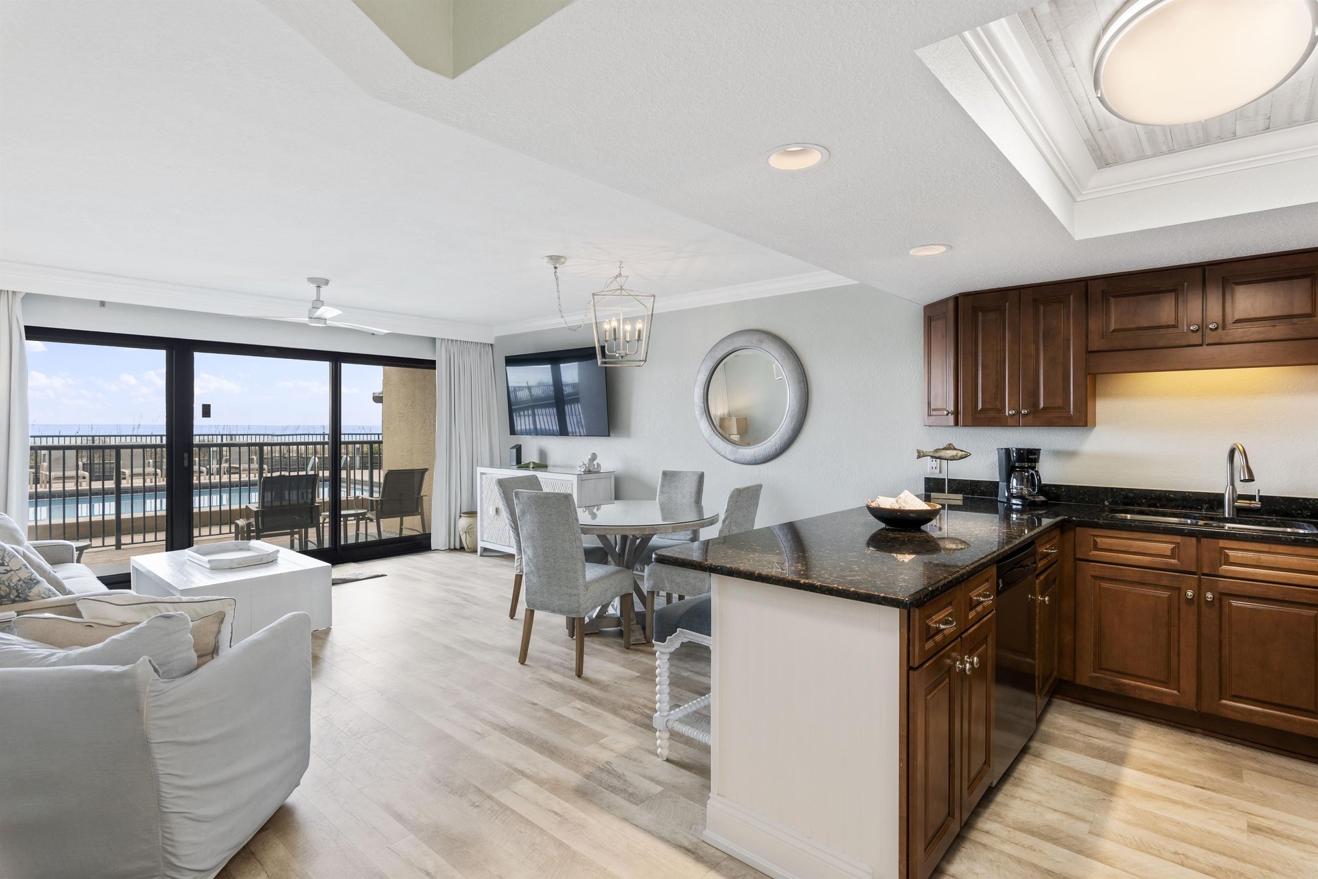 Destin Beach Club 115 8