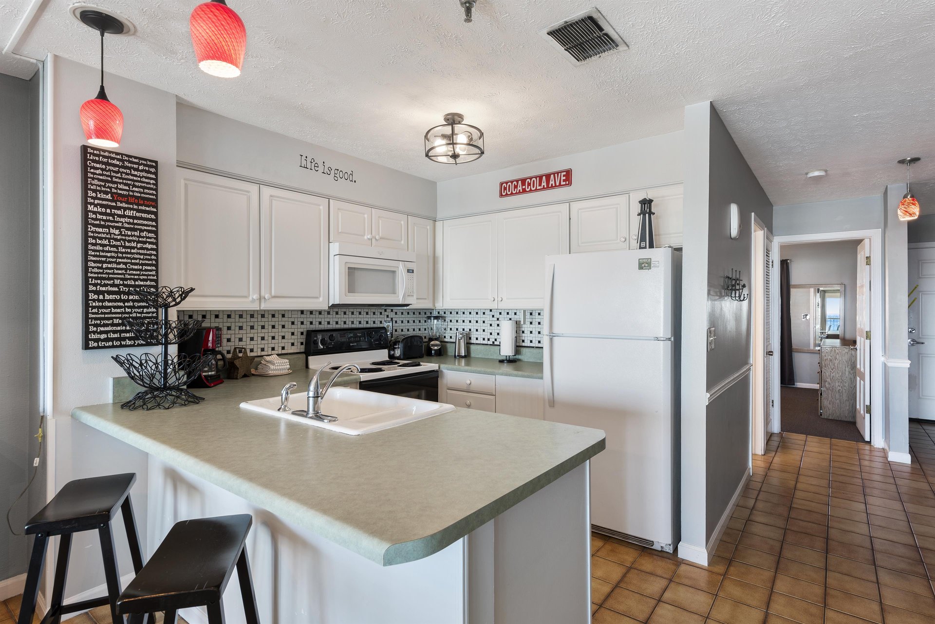 Destin Seafarer 106 7