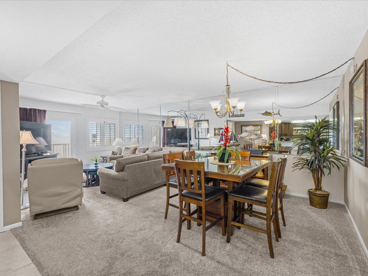 Holiday Surf and Racquet Unit 720 7