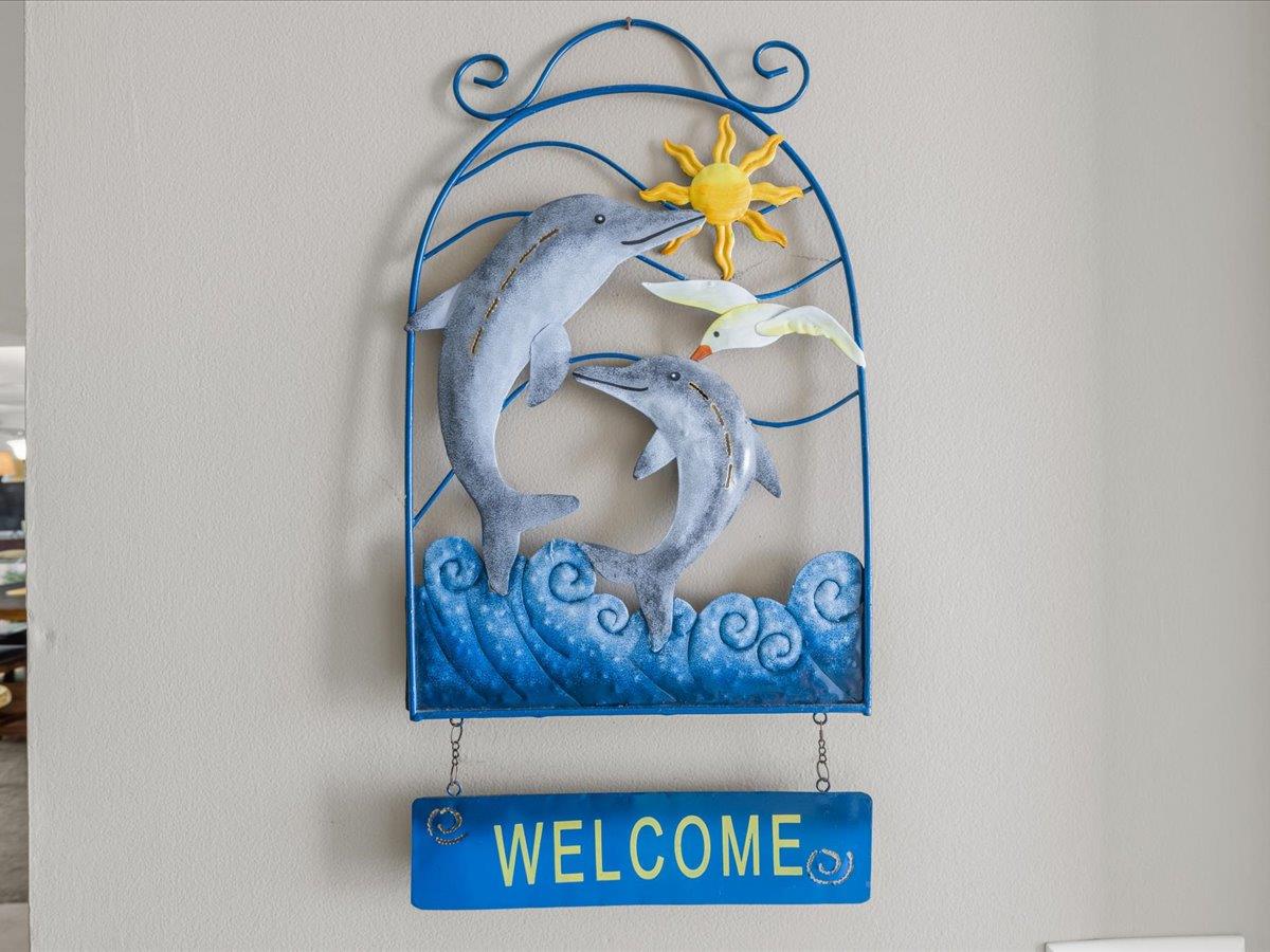 Holiday Surf and Racquet Unit 720 17