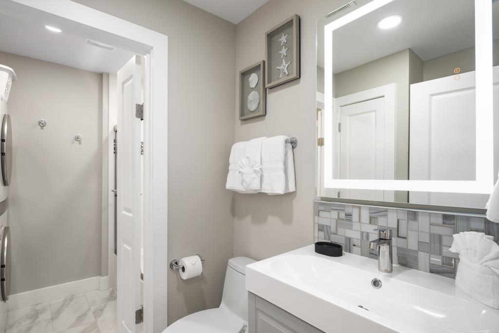 Coral Reef Club 42 9