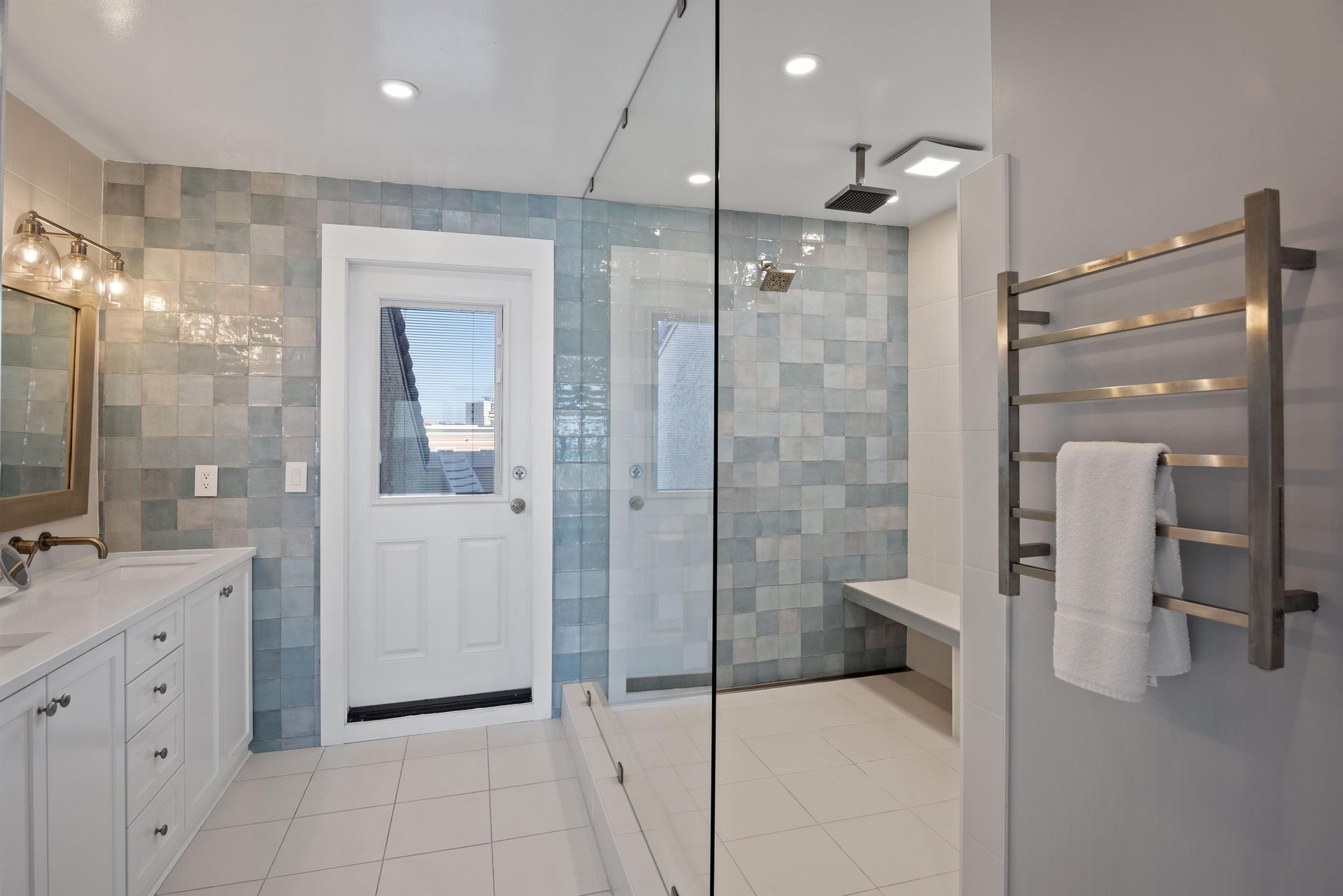 Destin Seafarer 205 20