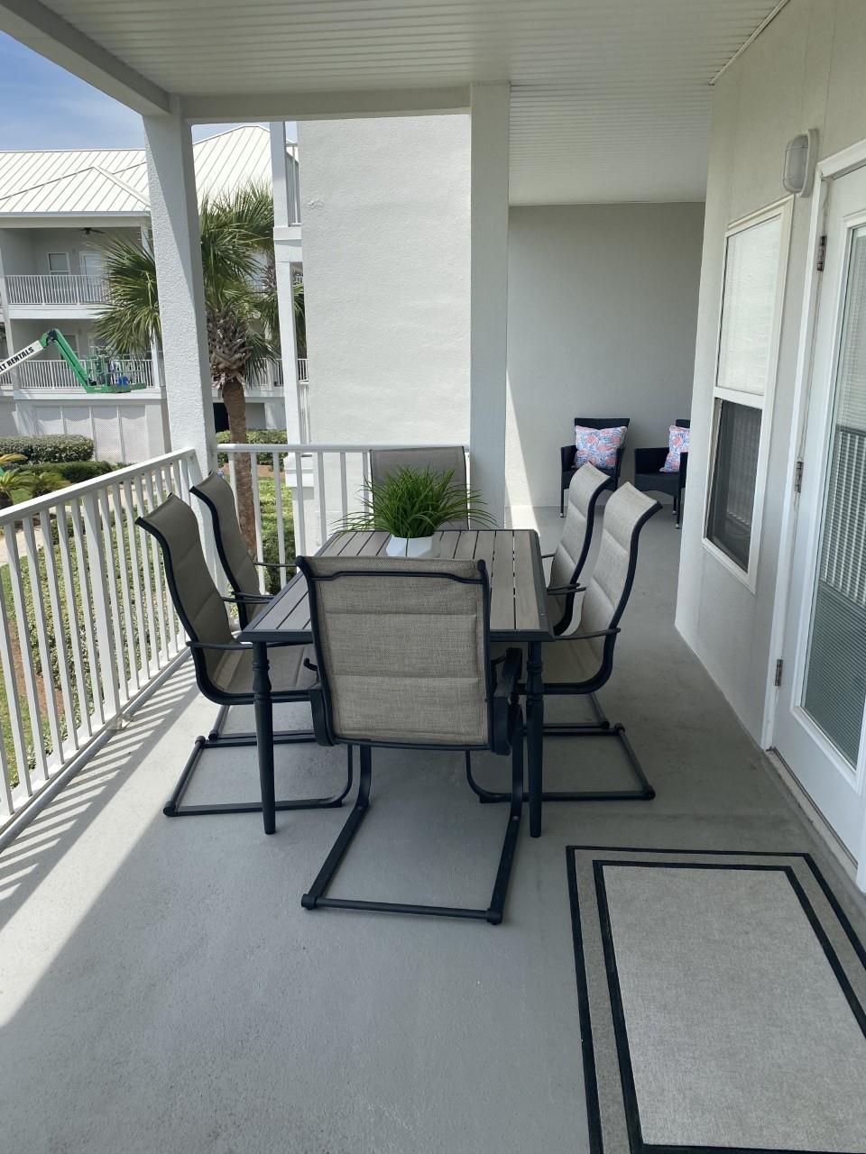 Pavilion Palms 103B 28