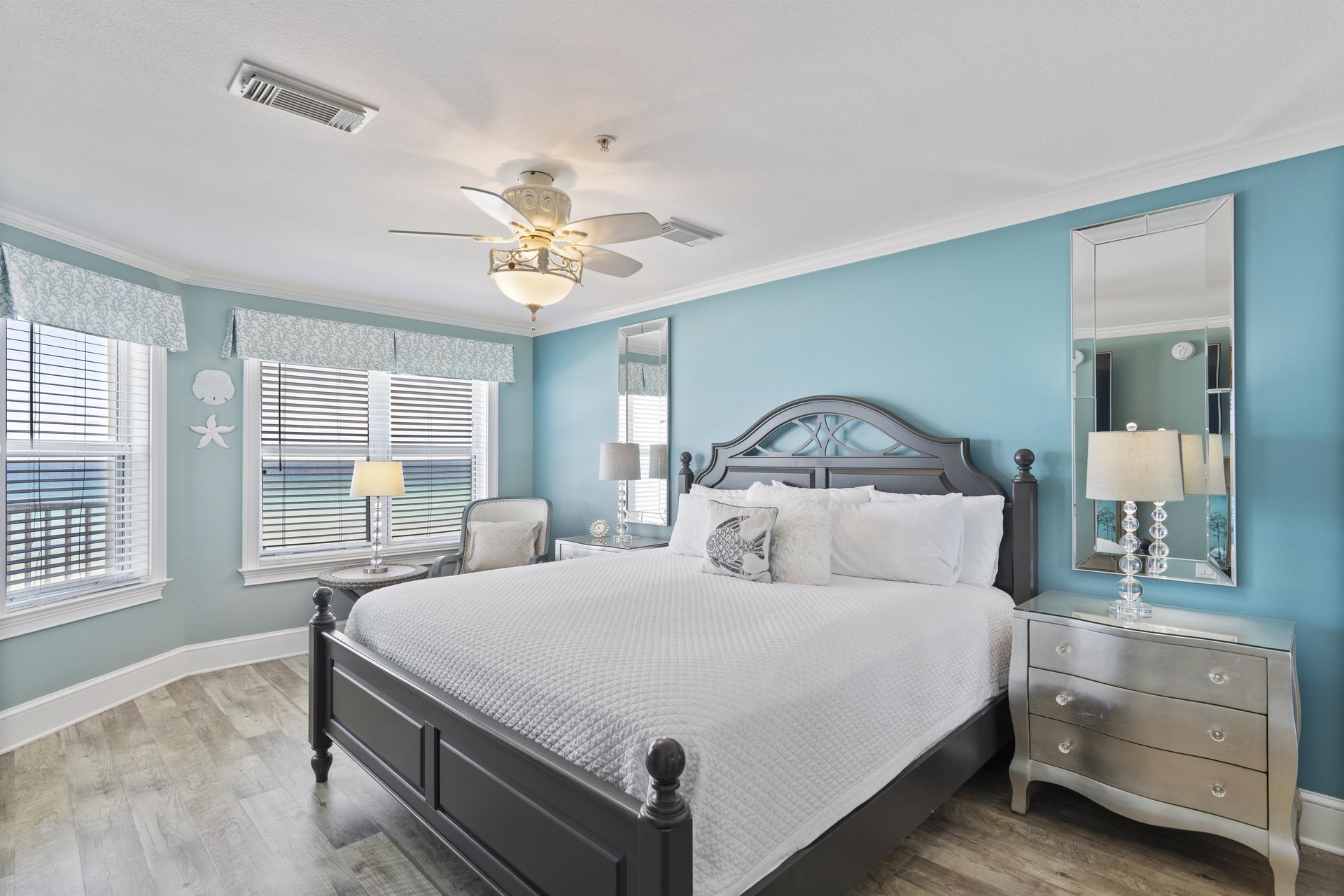 Crystal Dunes 305 18