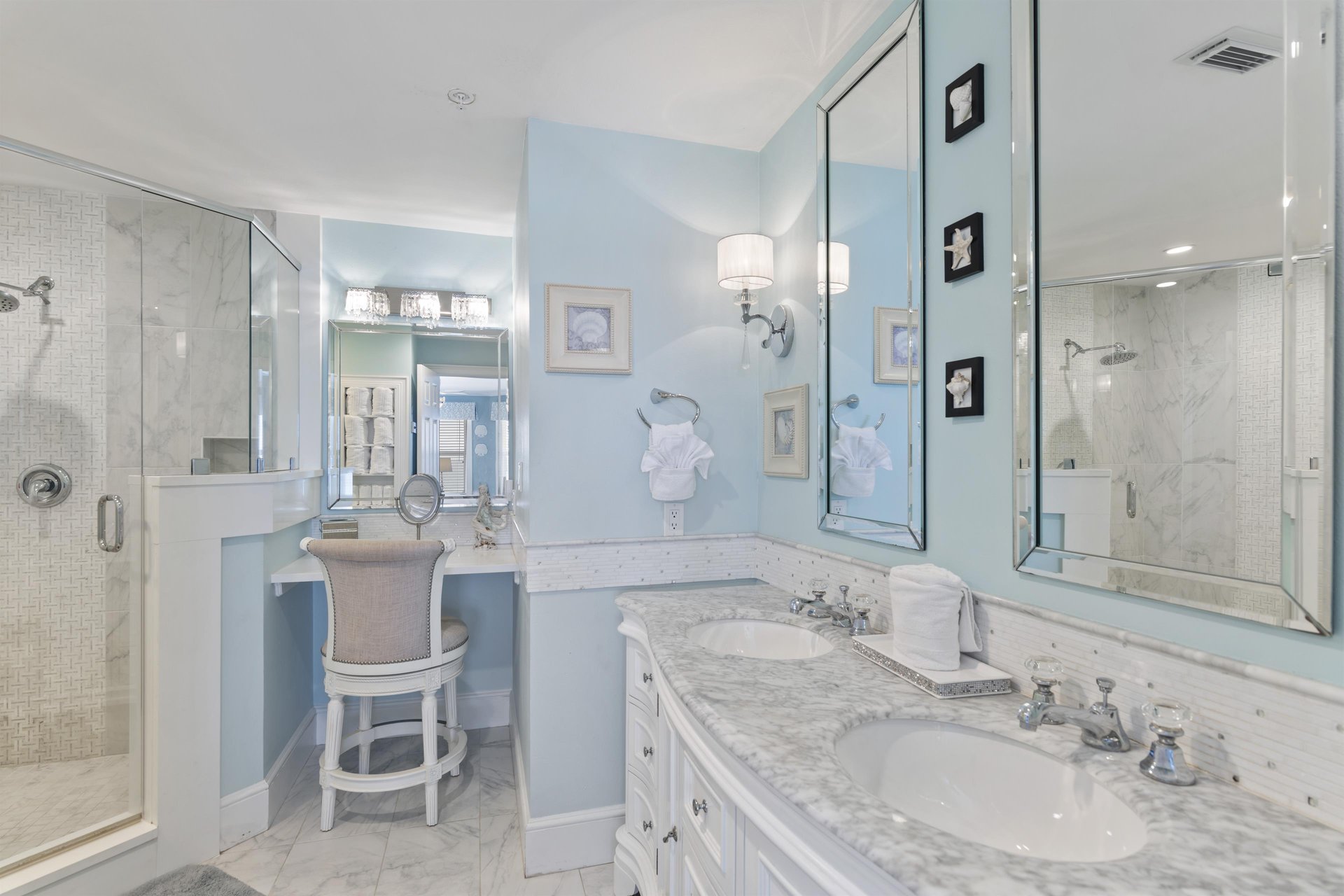 Crystal Dunes 305 21