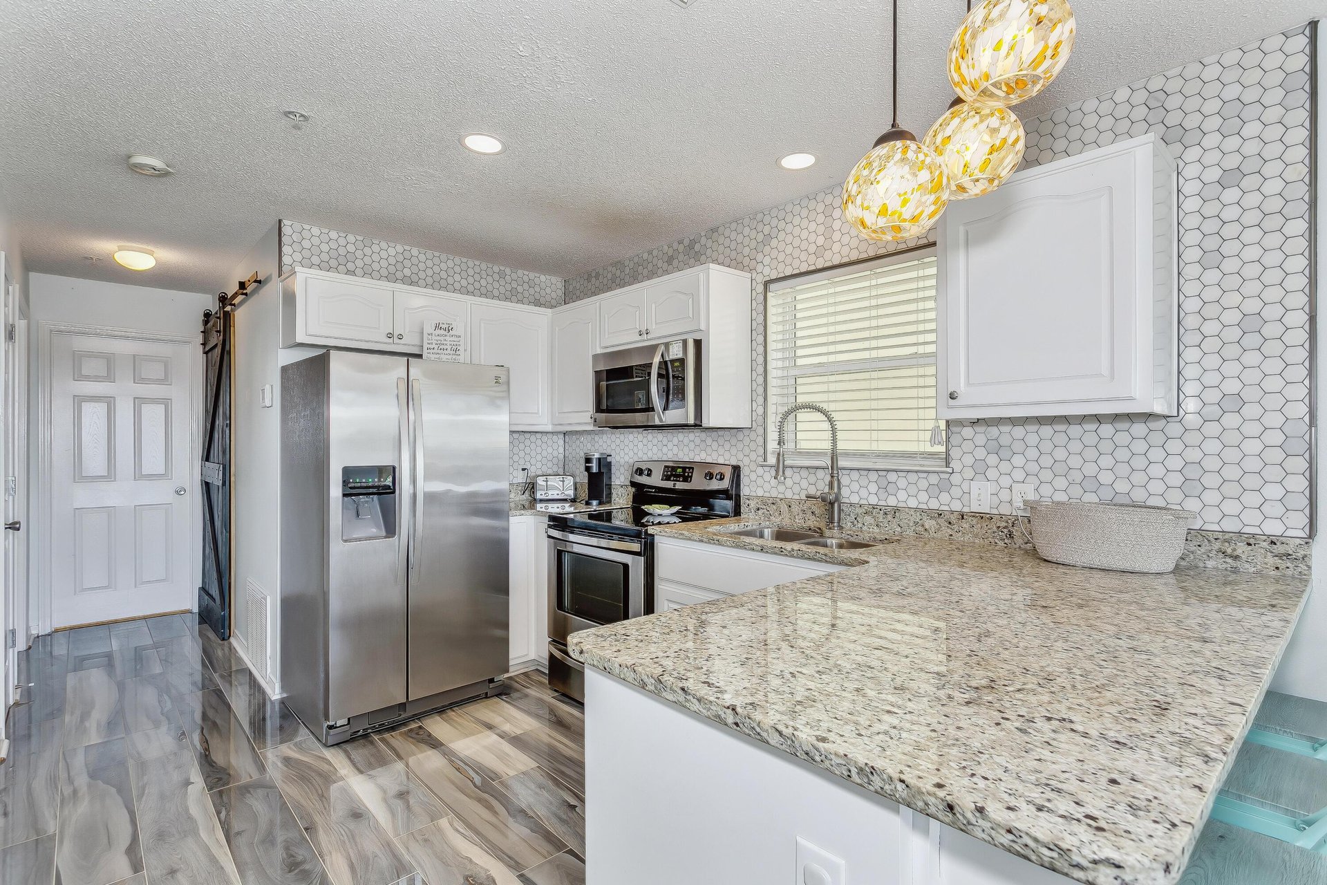 Gulf Island Condominiums 421 BrightNSunny NEW 9