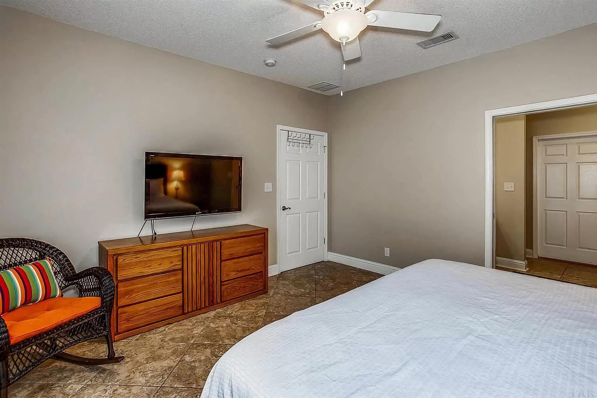 Maldonado 709  Chesed Emerald Gulf 20