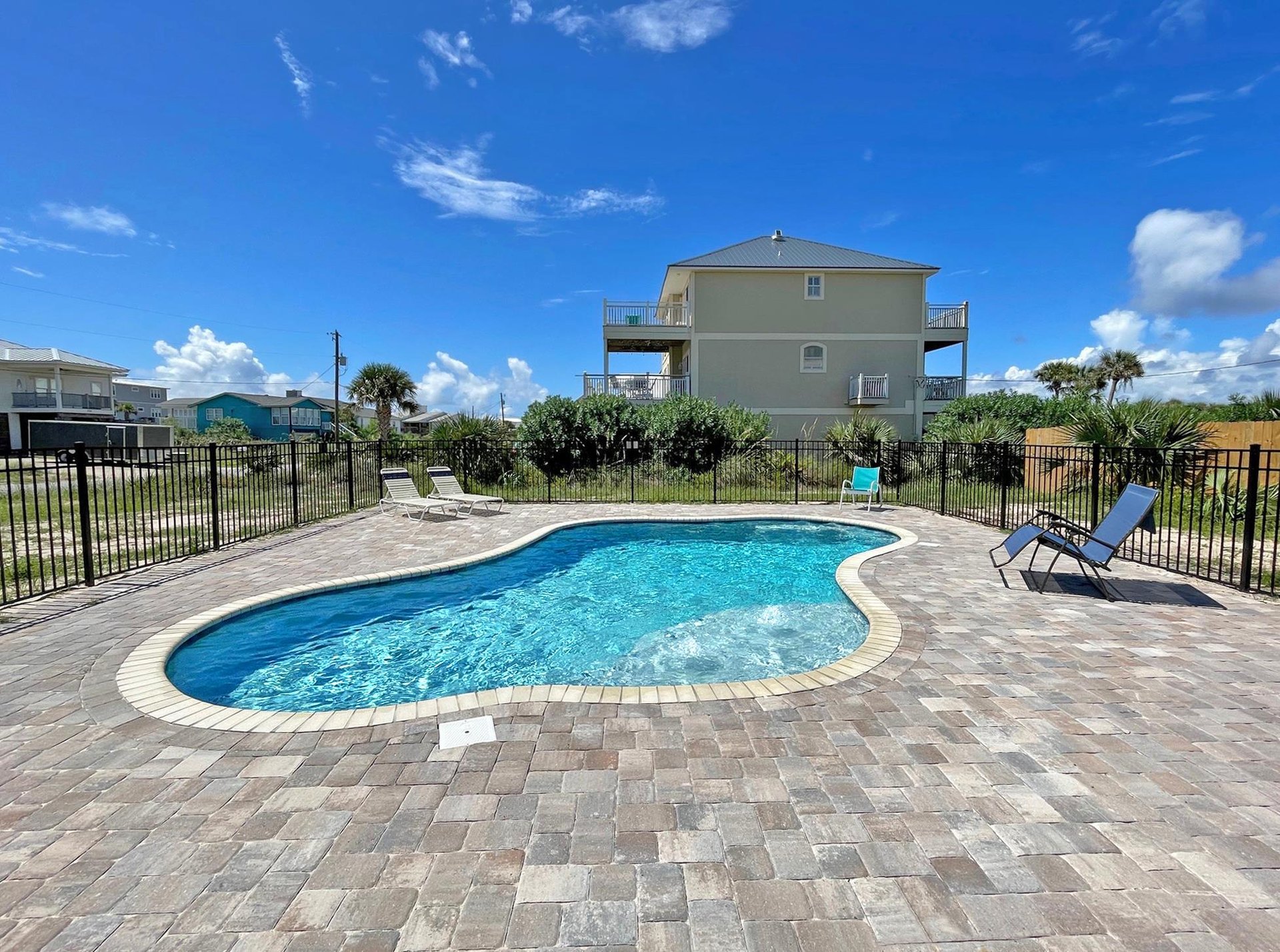 Maldonado 709  Chesed Emerald Gulf 28