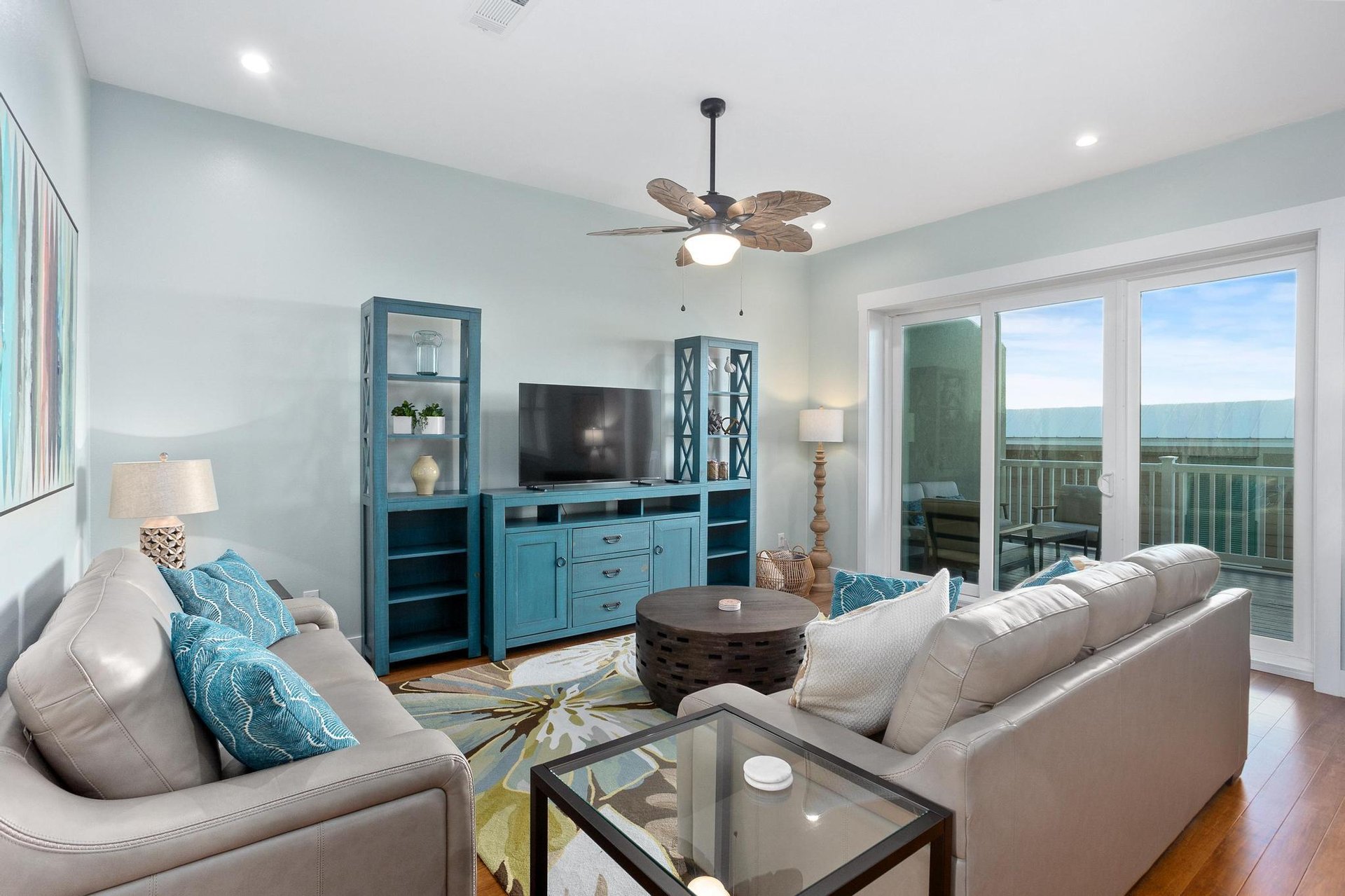 Calle Bonita 1722  Seastone 10