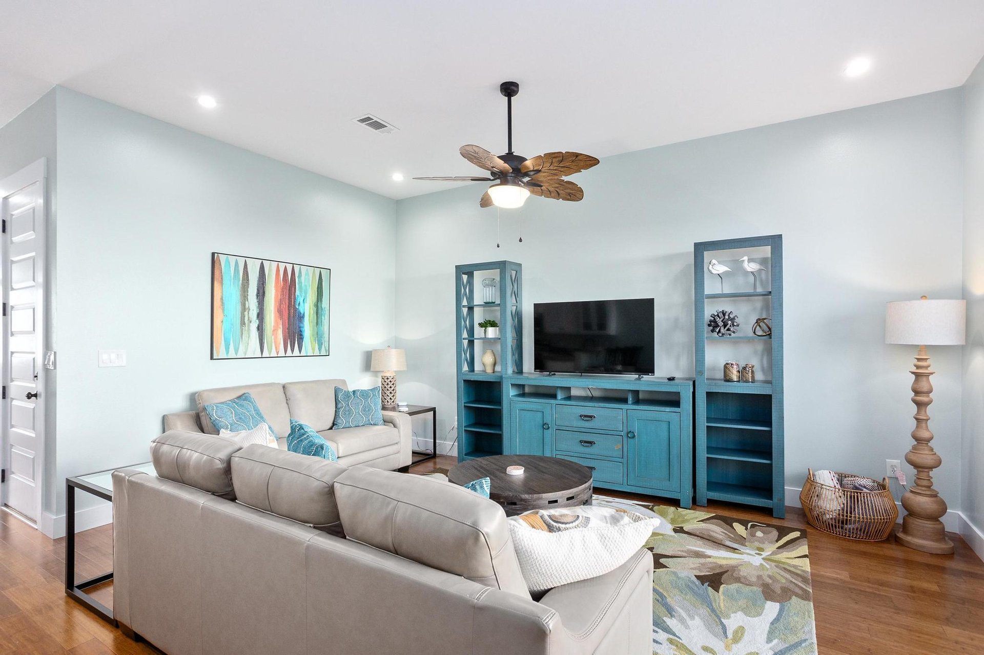 Calle Bonita 1722  Seastone 11