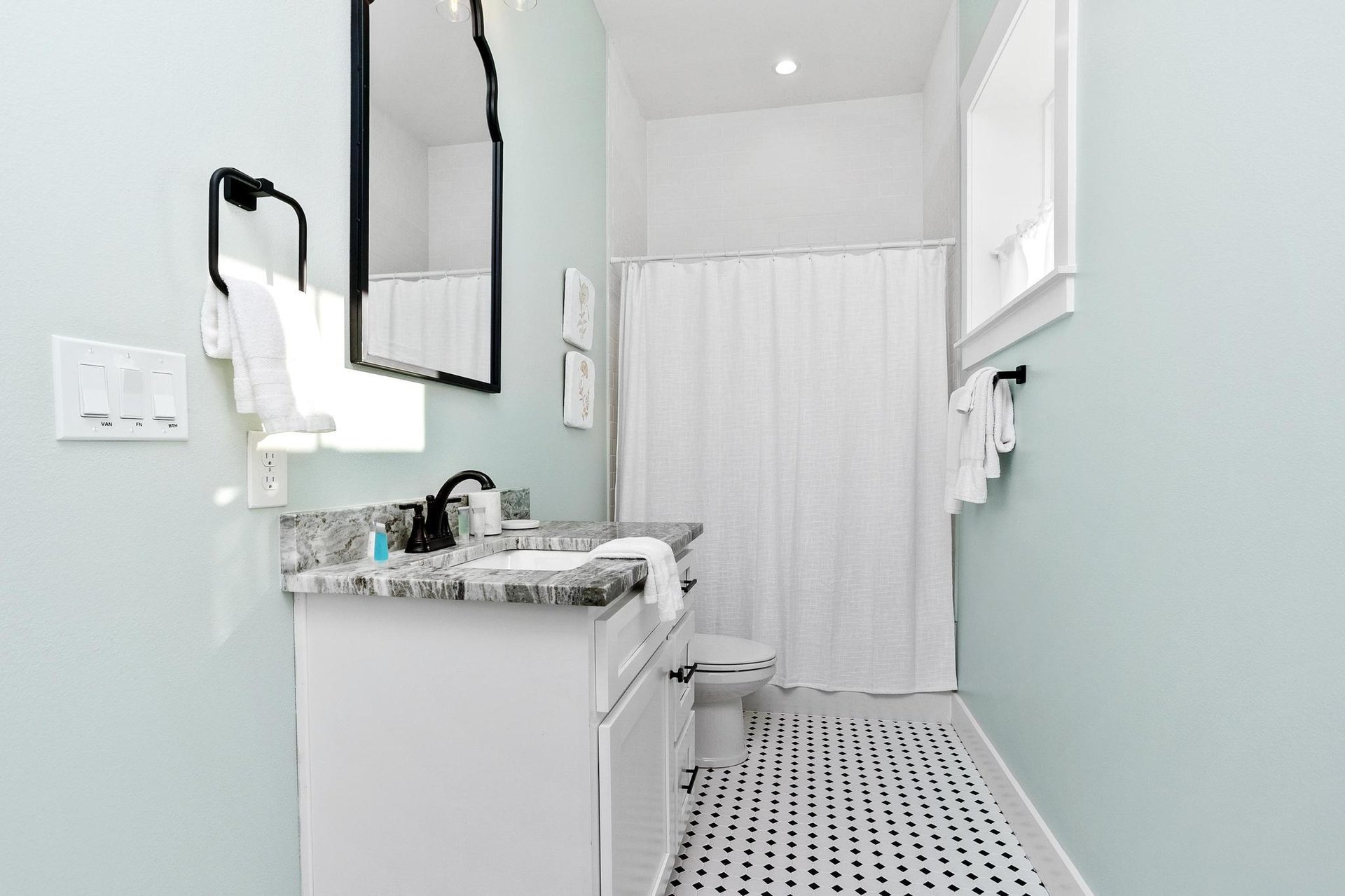 Calle Bonita 1722  Seastone 14