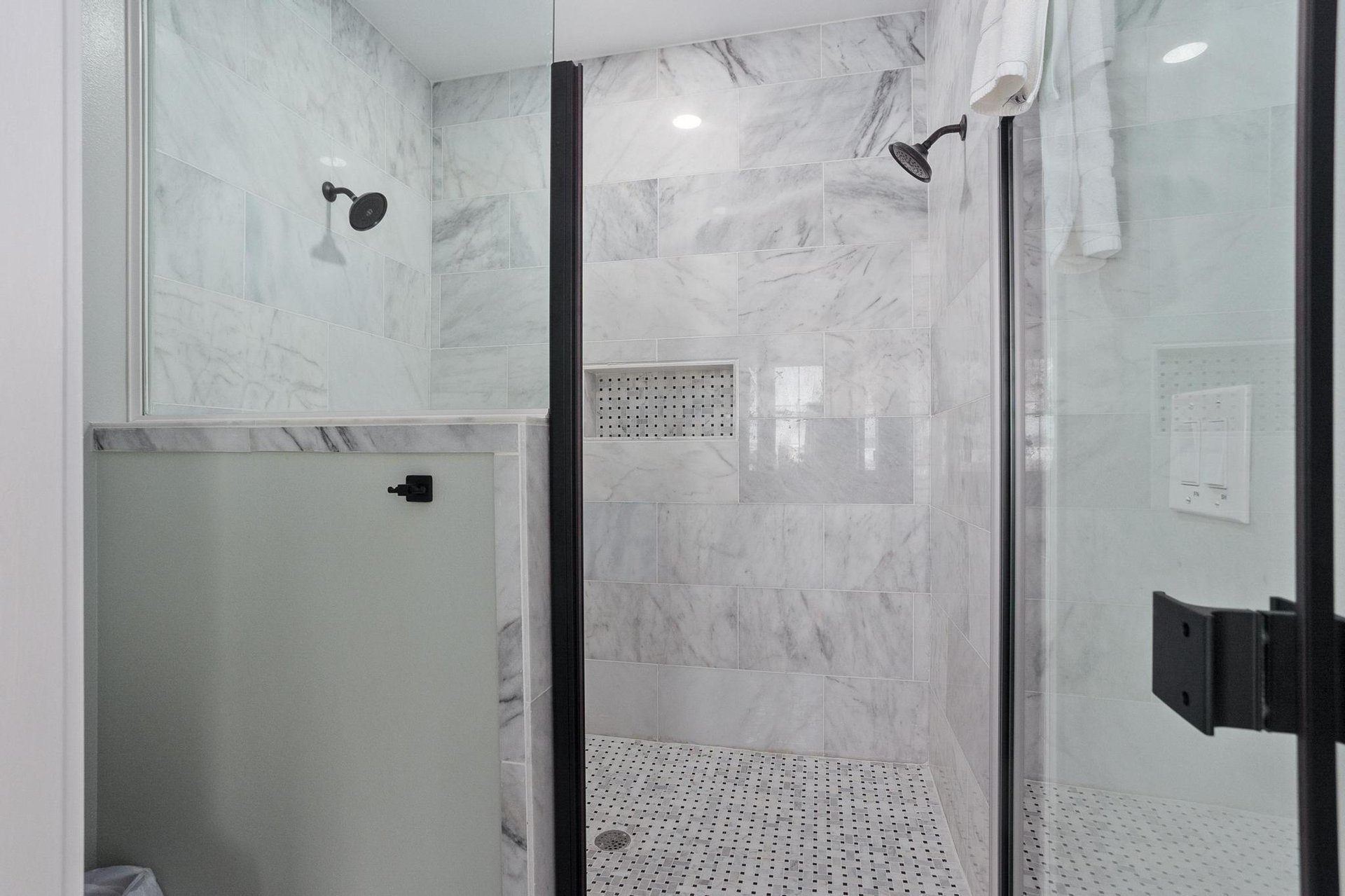 Calle Bonita 1722  Seastone 20