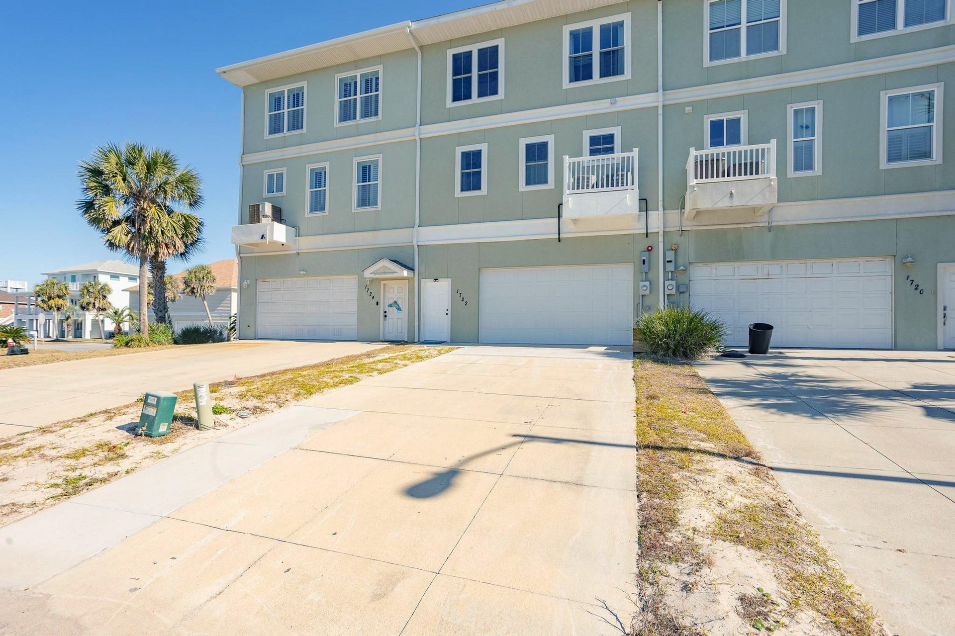 Calle Bonita 1722  Seastone 37