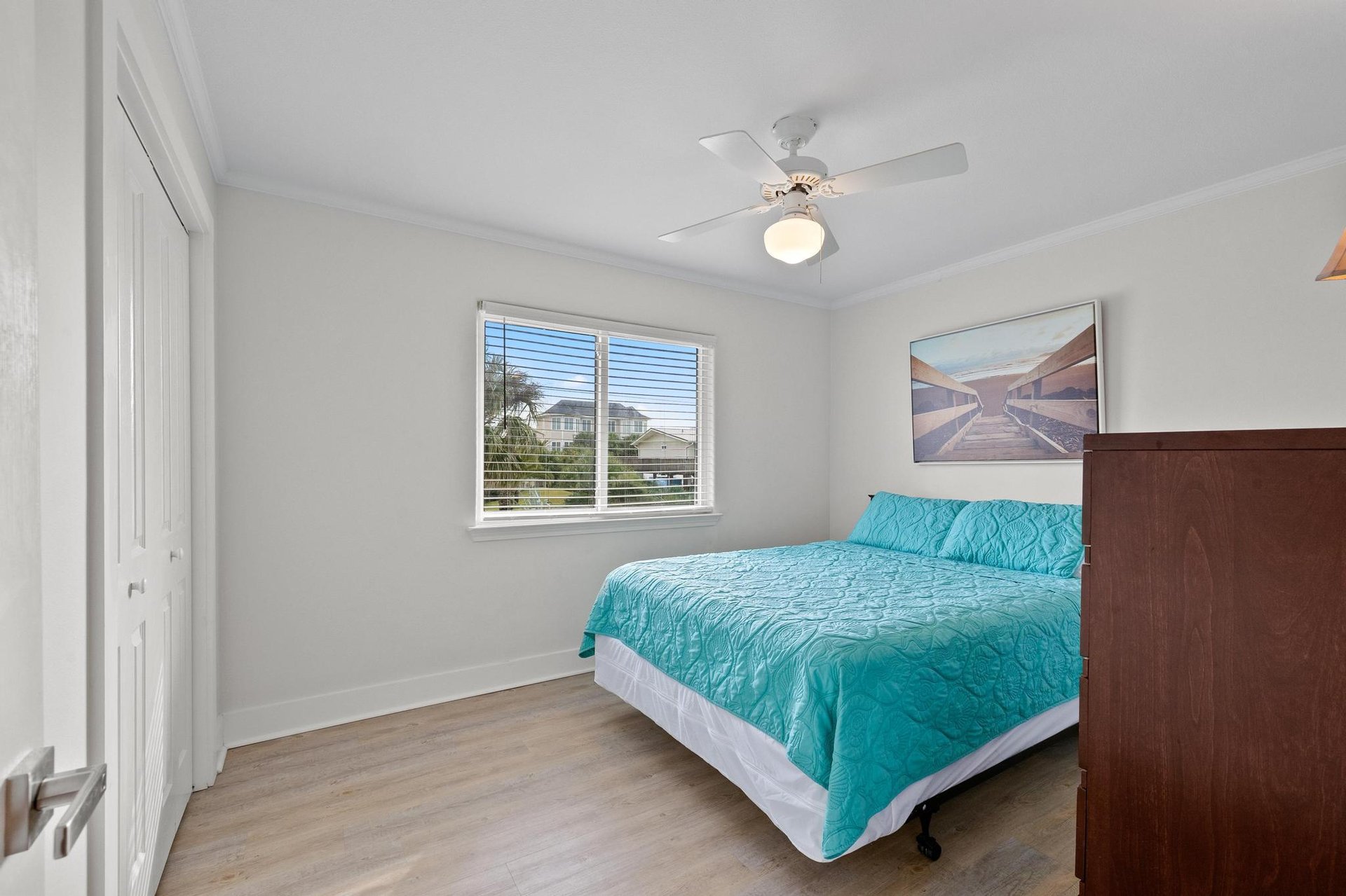 Maldonado 1409  The Hip  Nautic 18