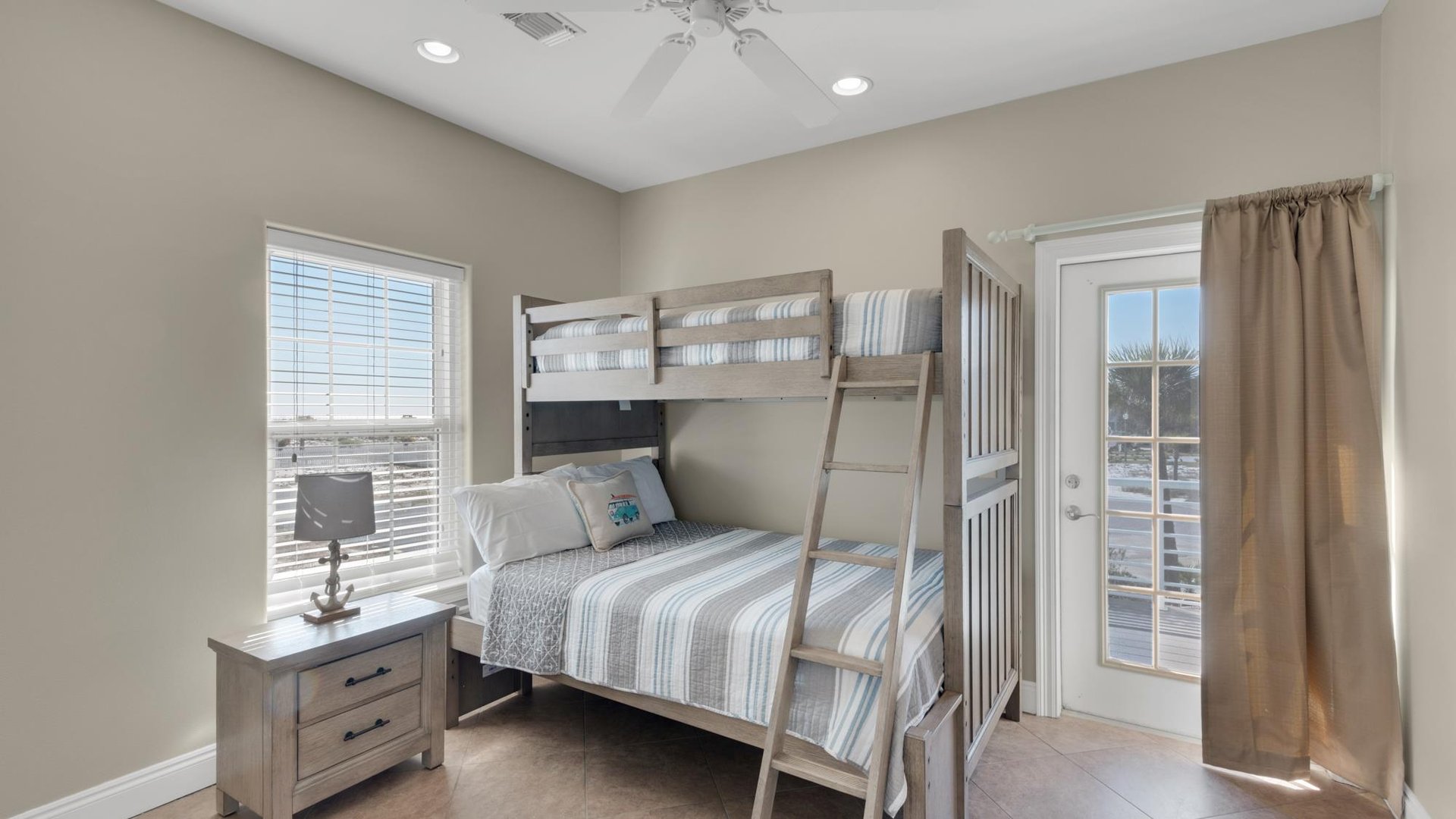 Calle Marbella 13 18