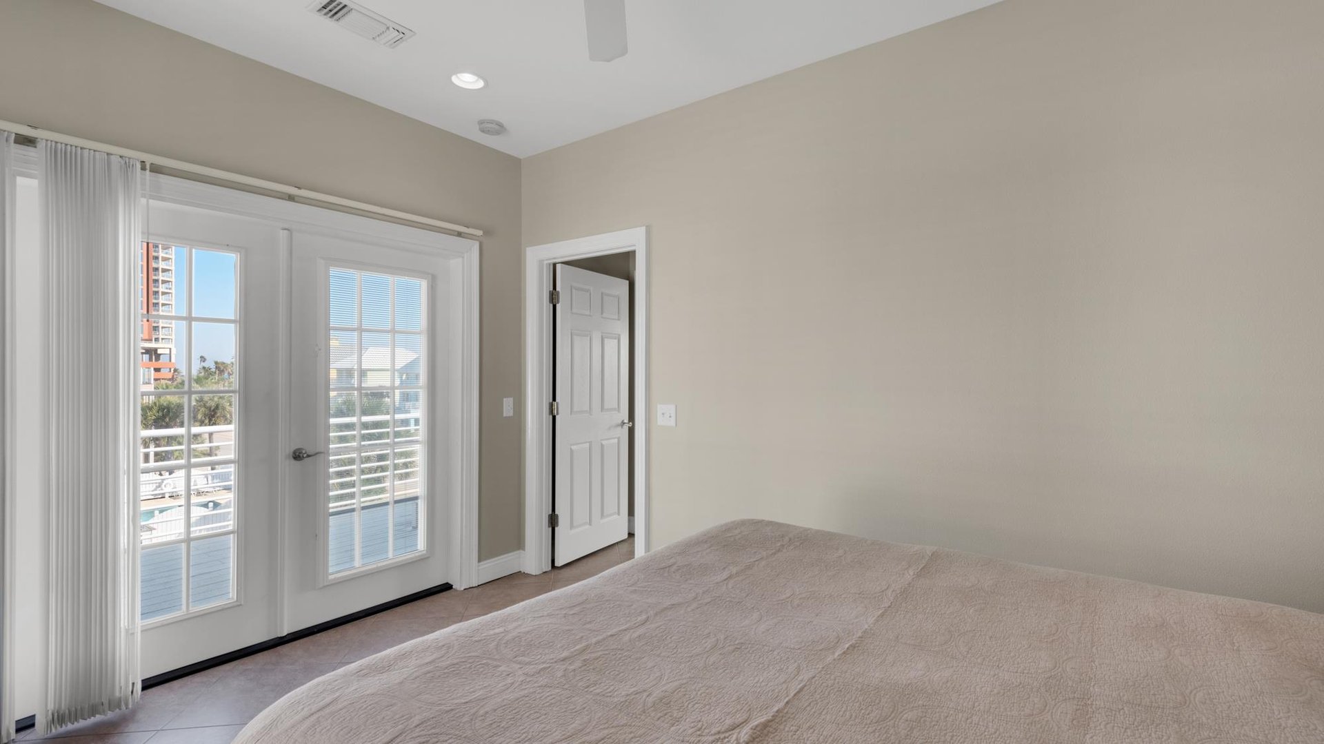 Calle Marbella 13 33