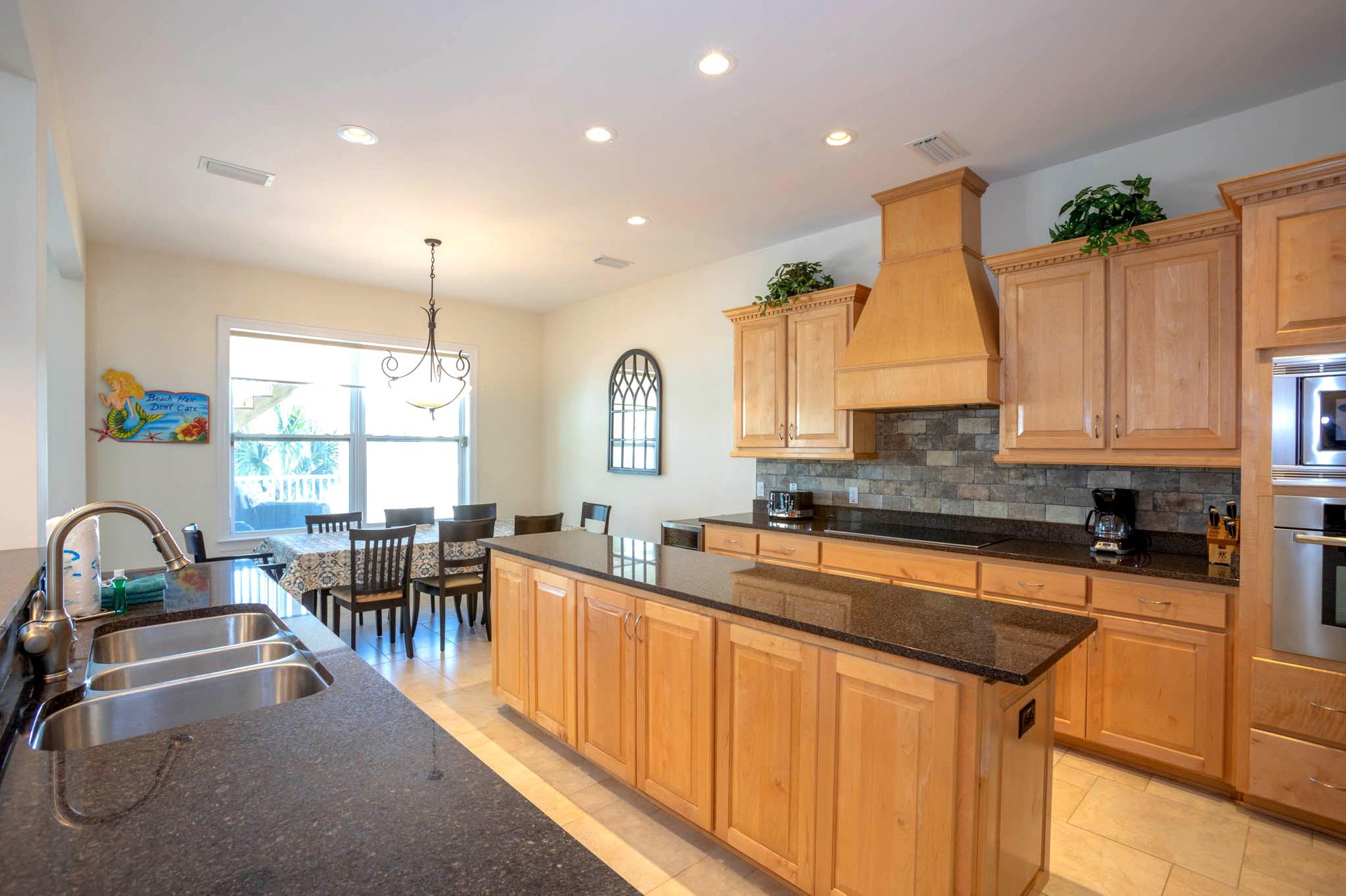 Calle Juela 5  Sandy Crab Horizon 14