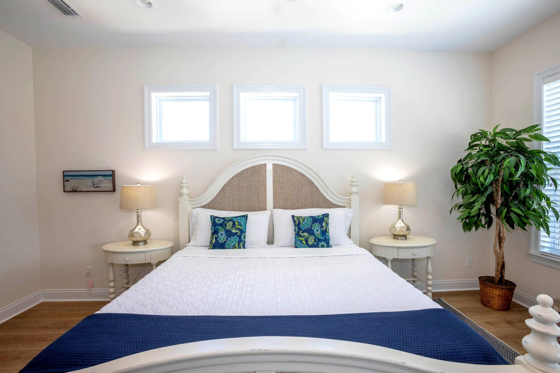 Calle Juela 5  Sandy Crab Horizon 19