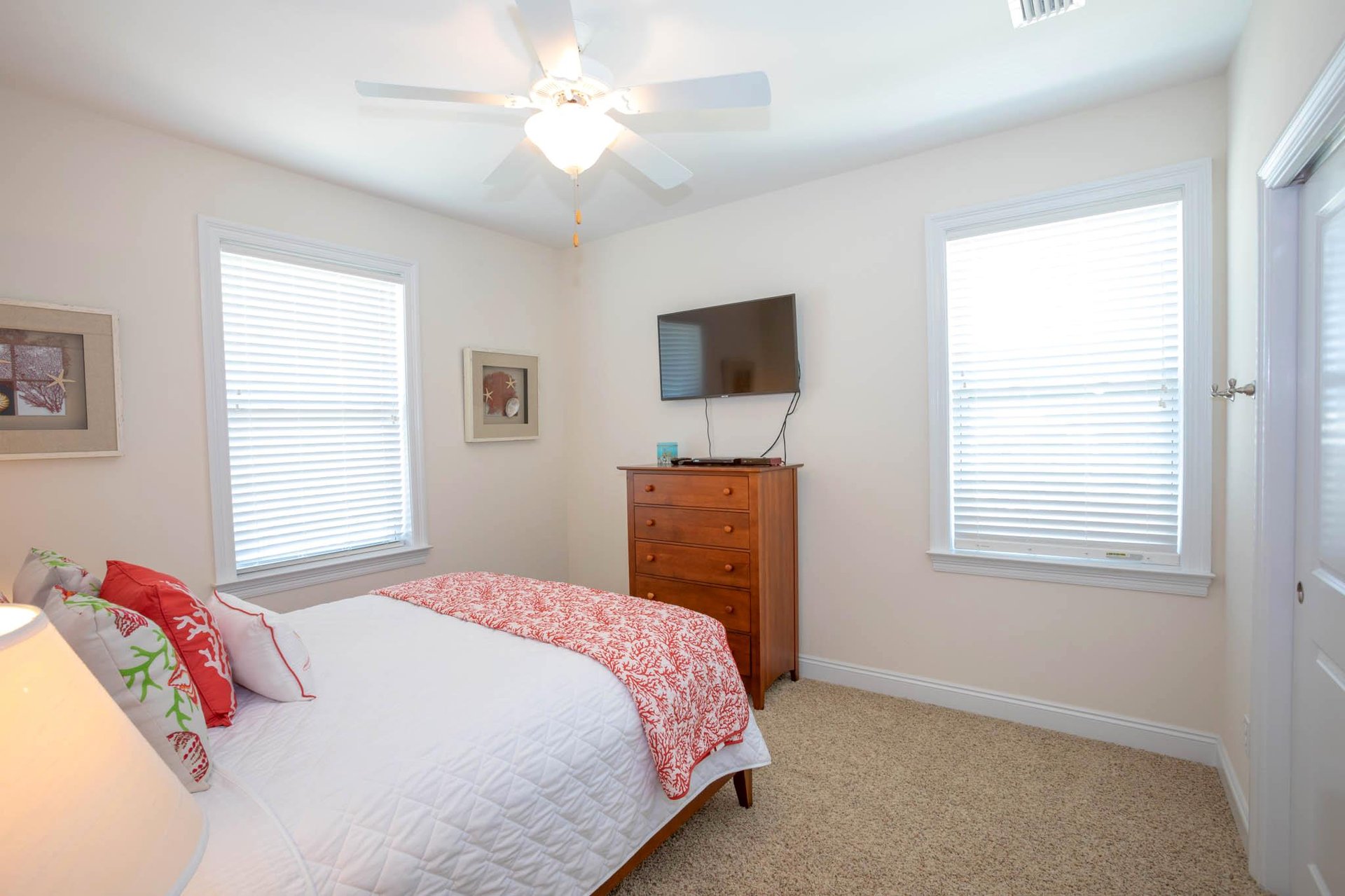 Calle Juela 5  Sandy Crab Horizon 27