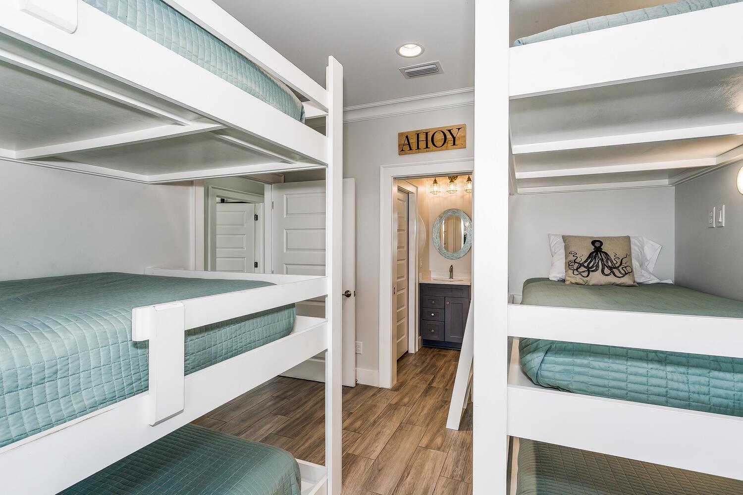 Maldonado 307  Saltwater Escape 40