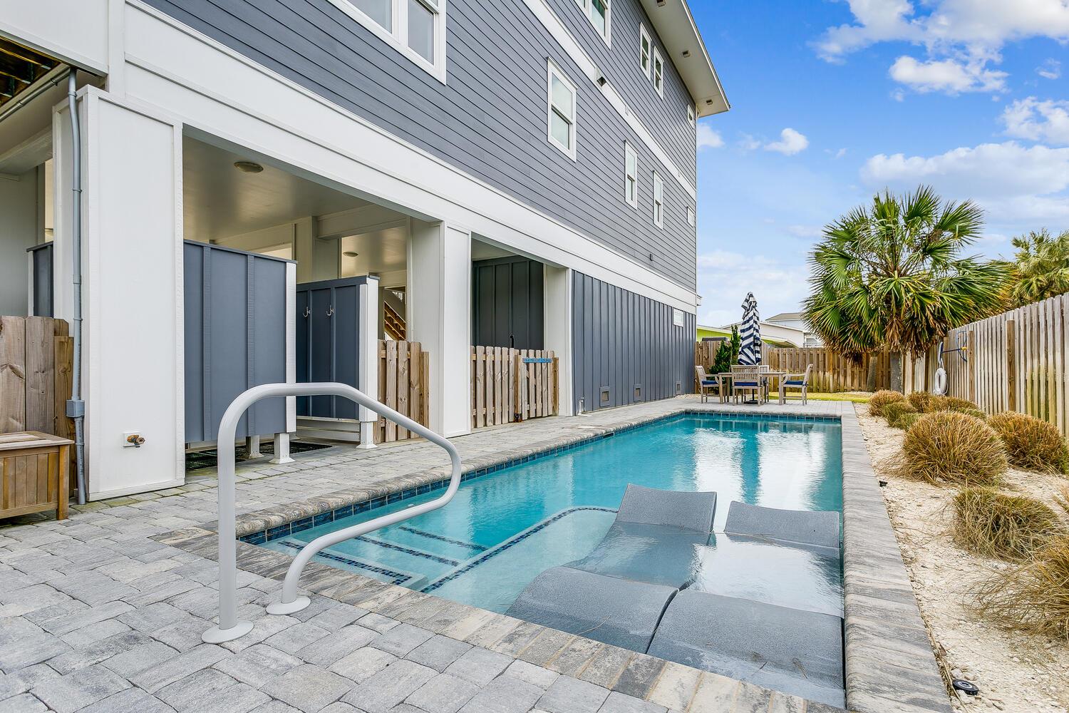 Maldonado 307  Saltwater Escape 46