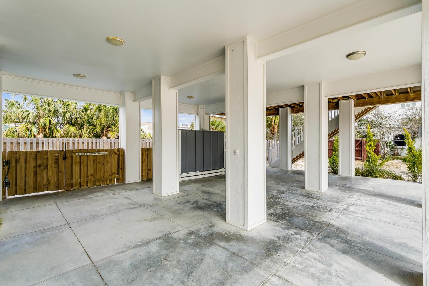 Maldonado 307  Saltwater Escape 51