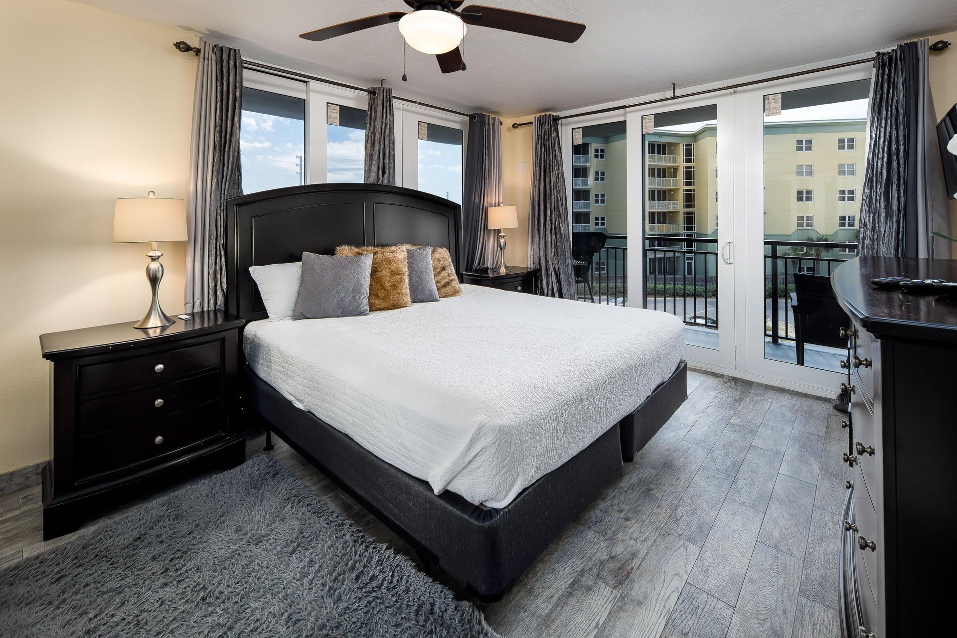 Nautilus Unit 2411 9