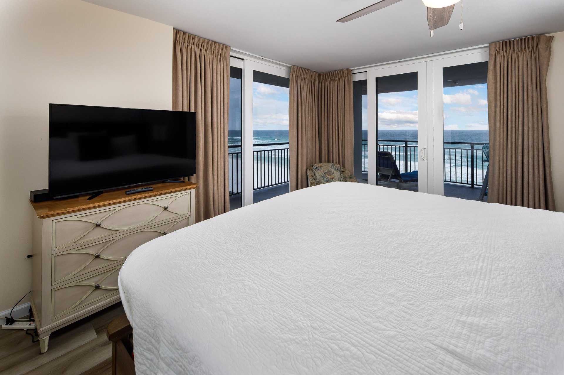 Nautilus Unit 1506 11