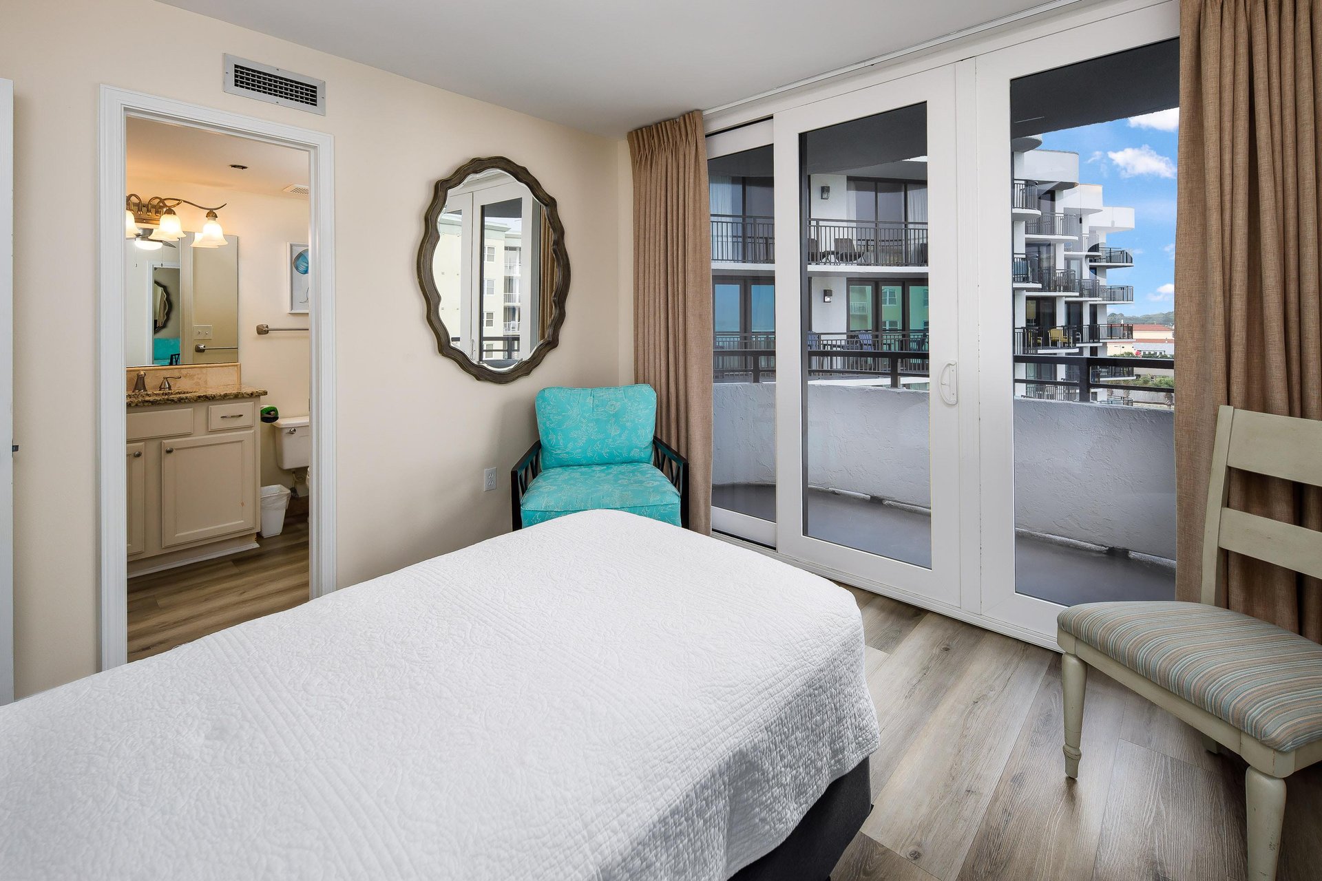 Nautilus Unit 1506 15