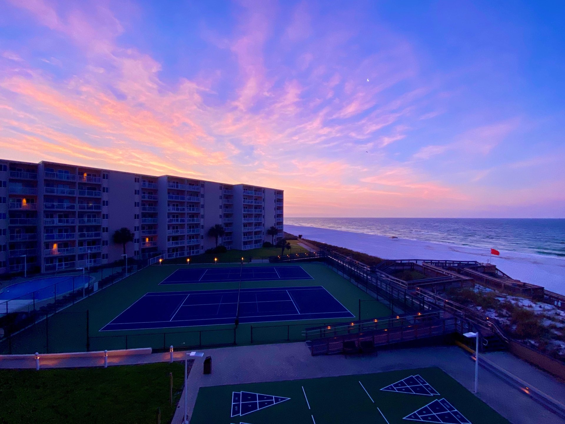 Holiday Surf and Racquet Unit 403 4