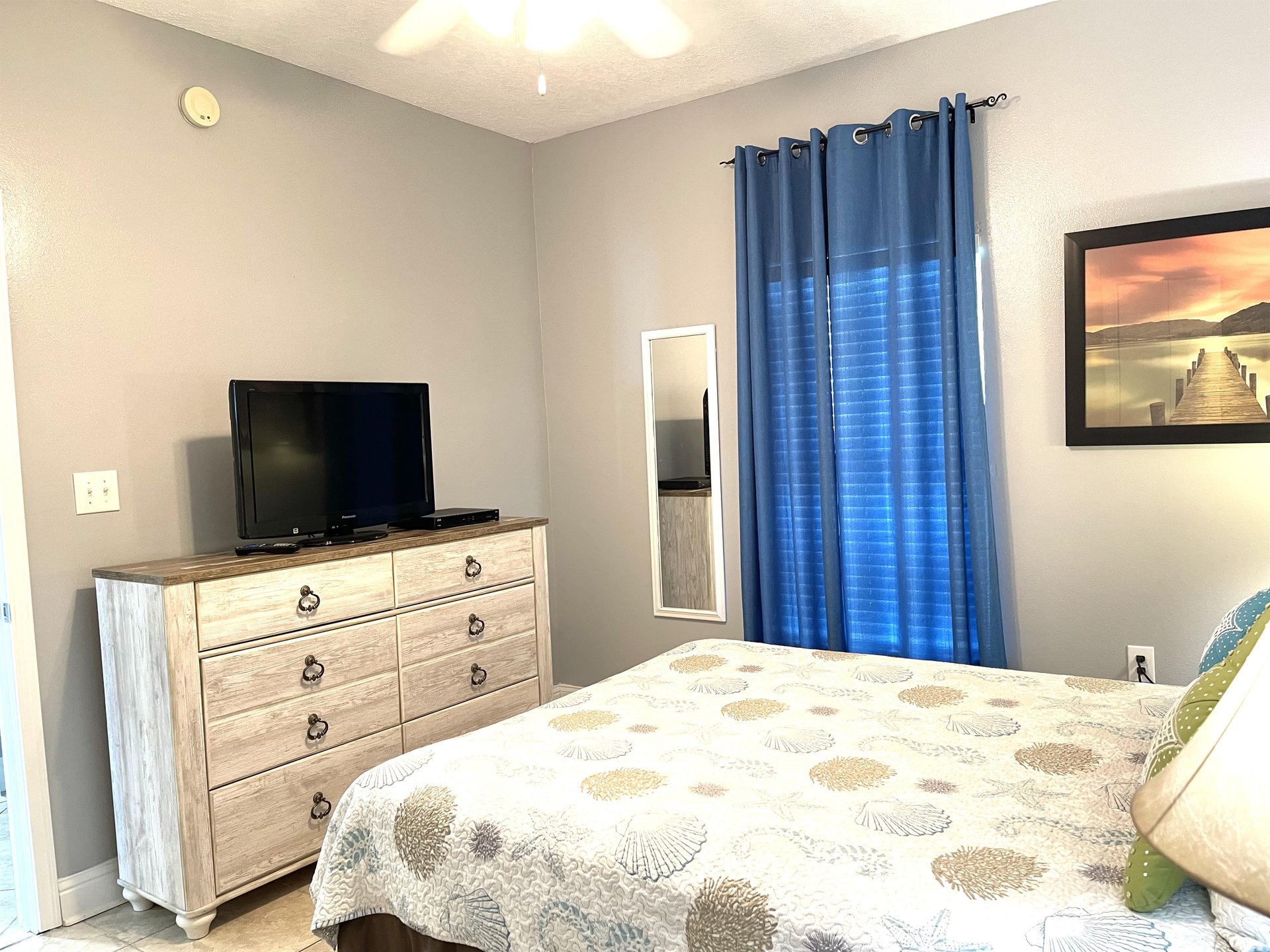 Crystal Shores 1003 14