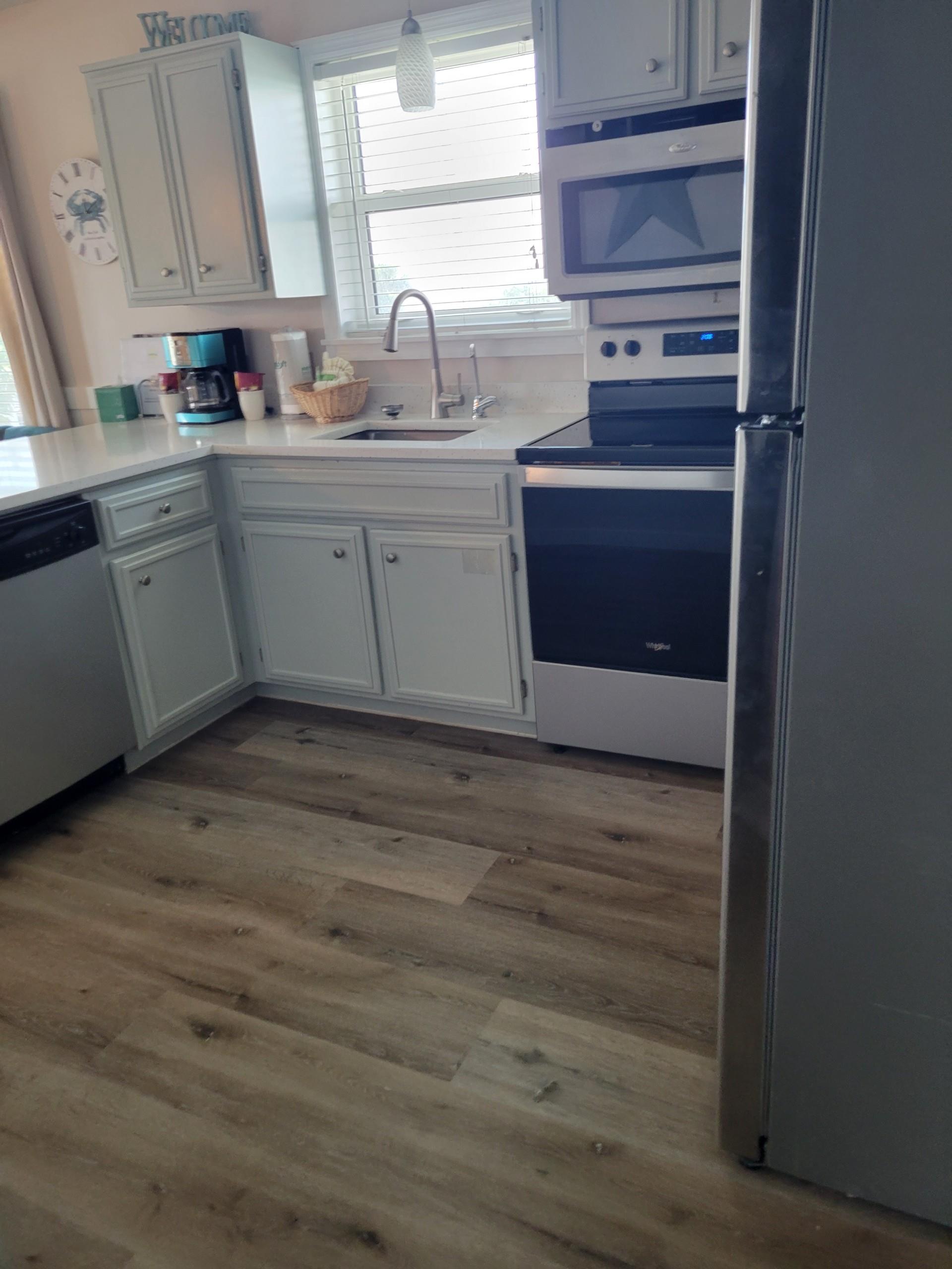 Beachside Villas 831 8