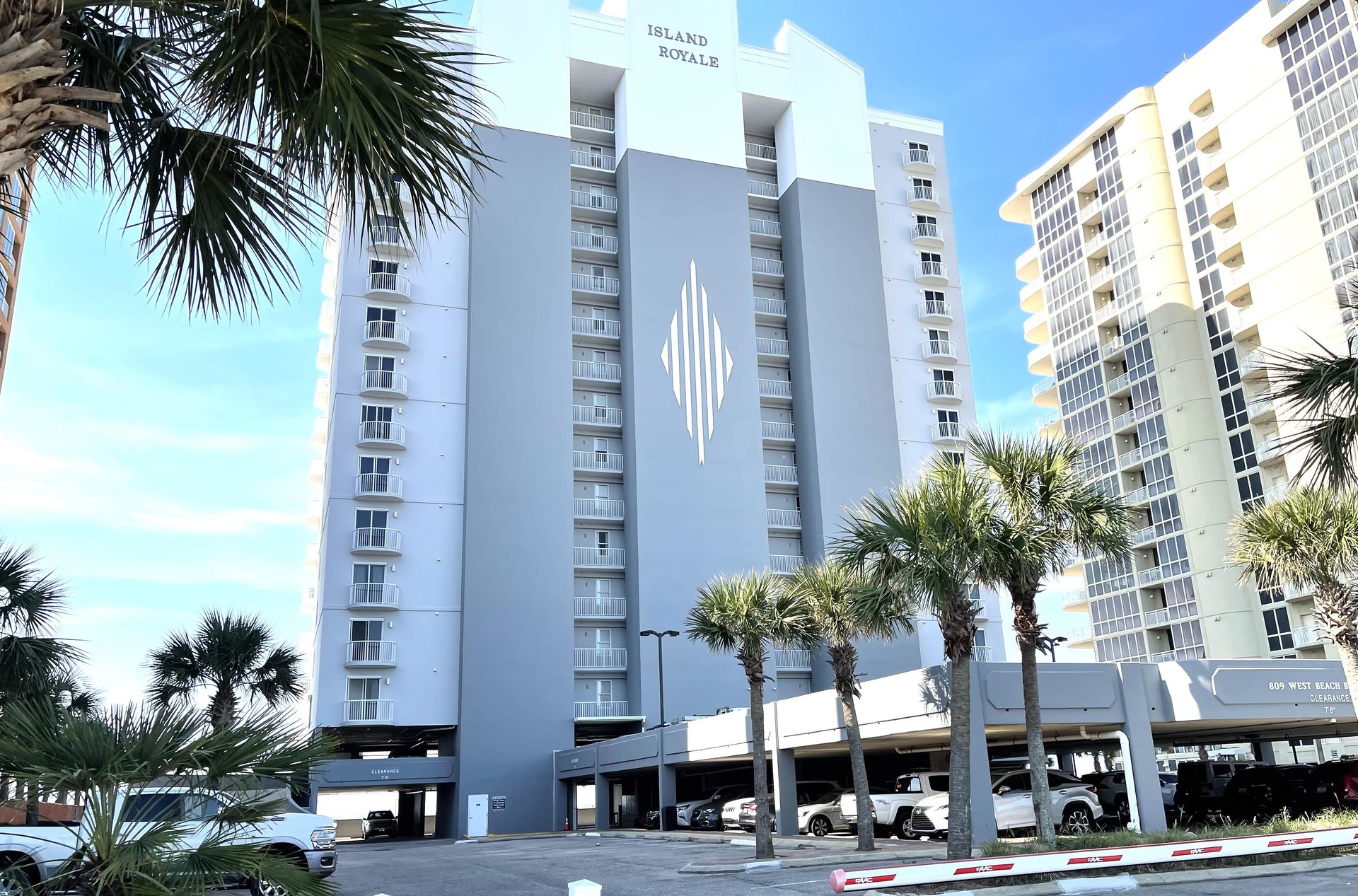 Island Royale 1105 25