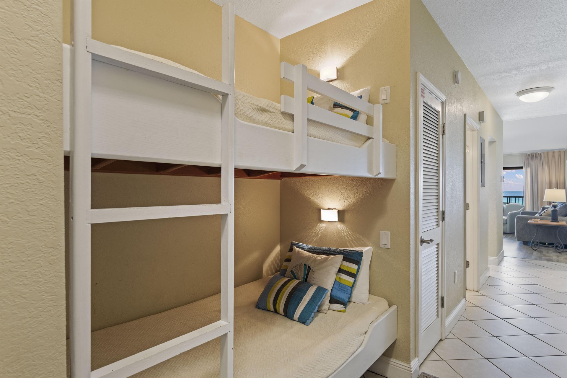 Destin Beach Club 303 10