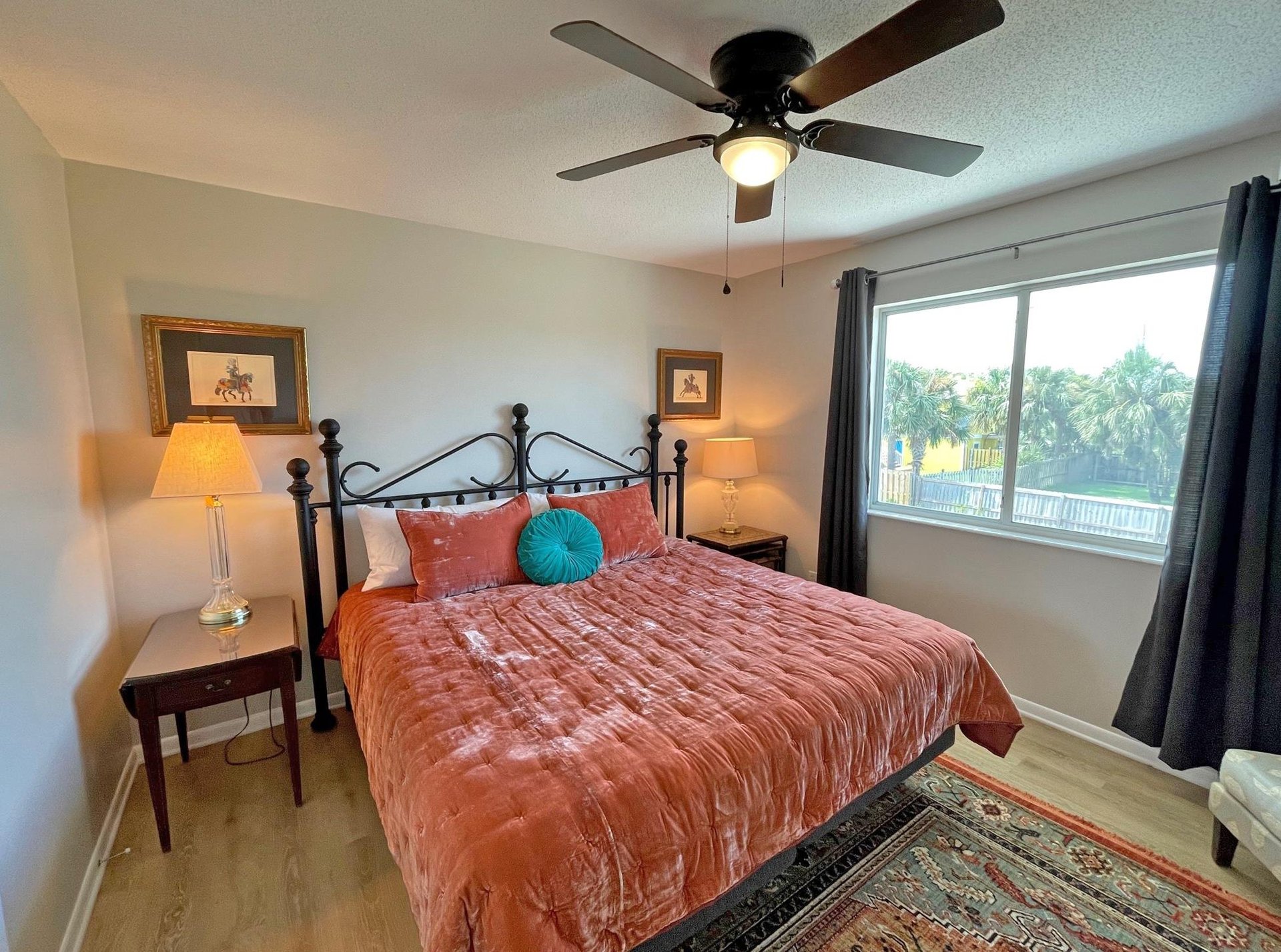 Panferio 903  The Beehive 18