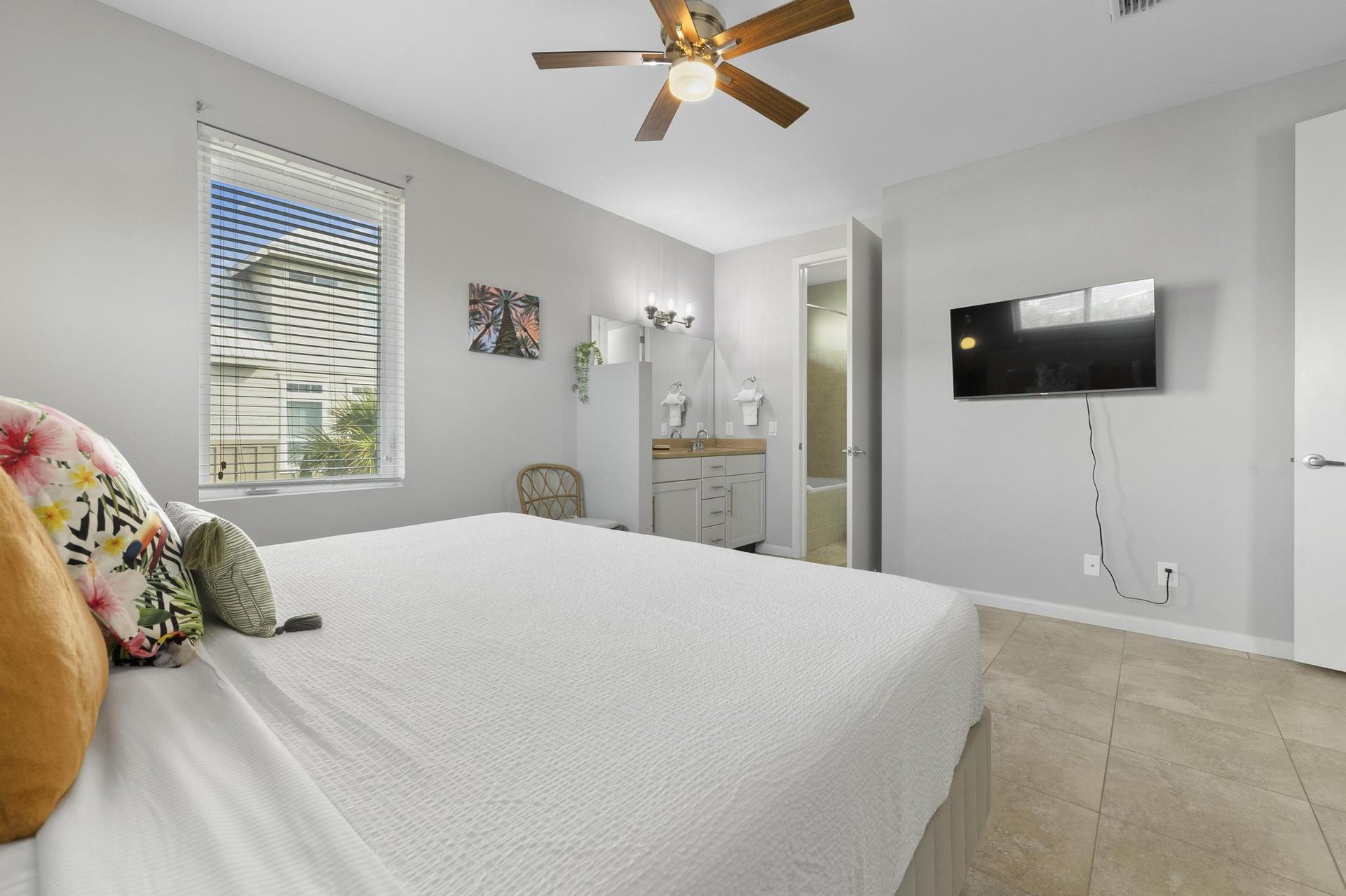 Via De Luna 213  Purple Palms 11