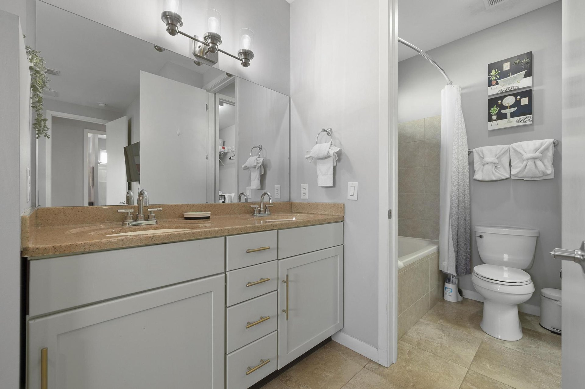 Via De Luna 213  Purple Palms 12