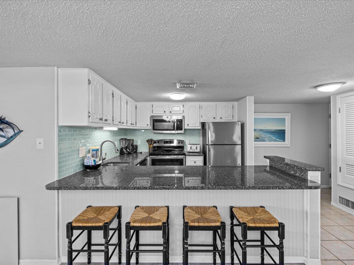 Holiday Surf and Racquet Unit 2A 6