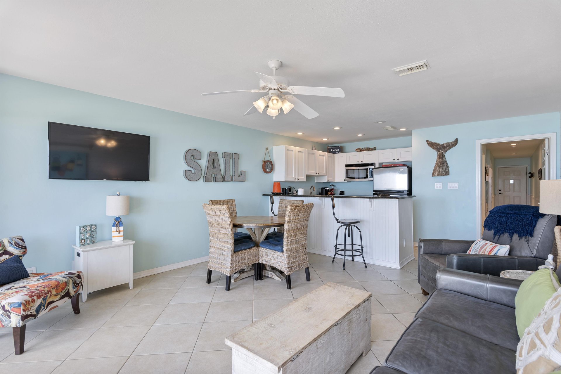 Coral Reef Club 05 5