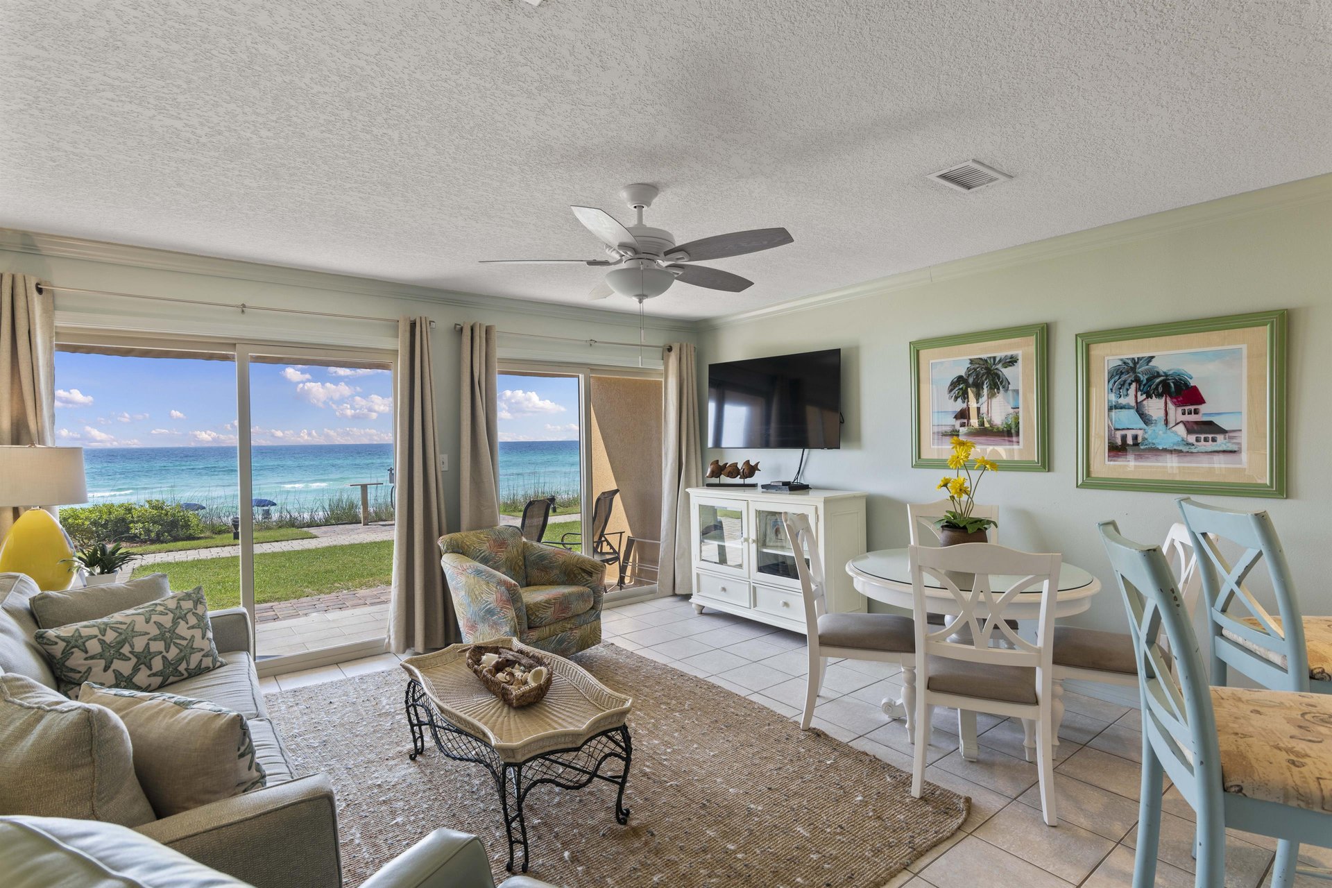 Coral Reef Club 09 2