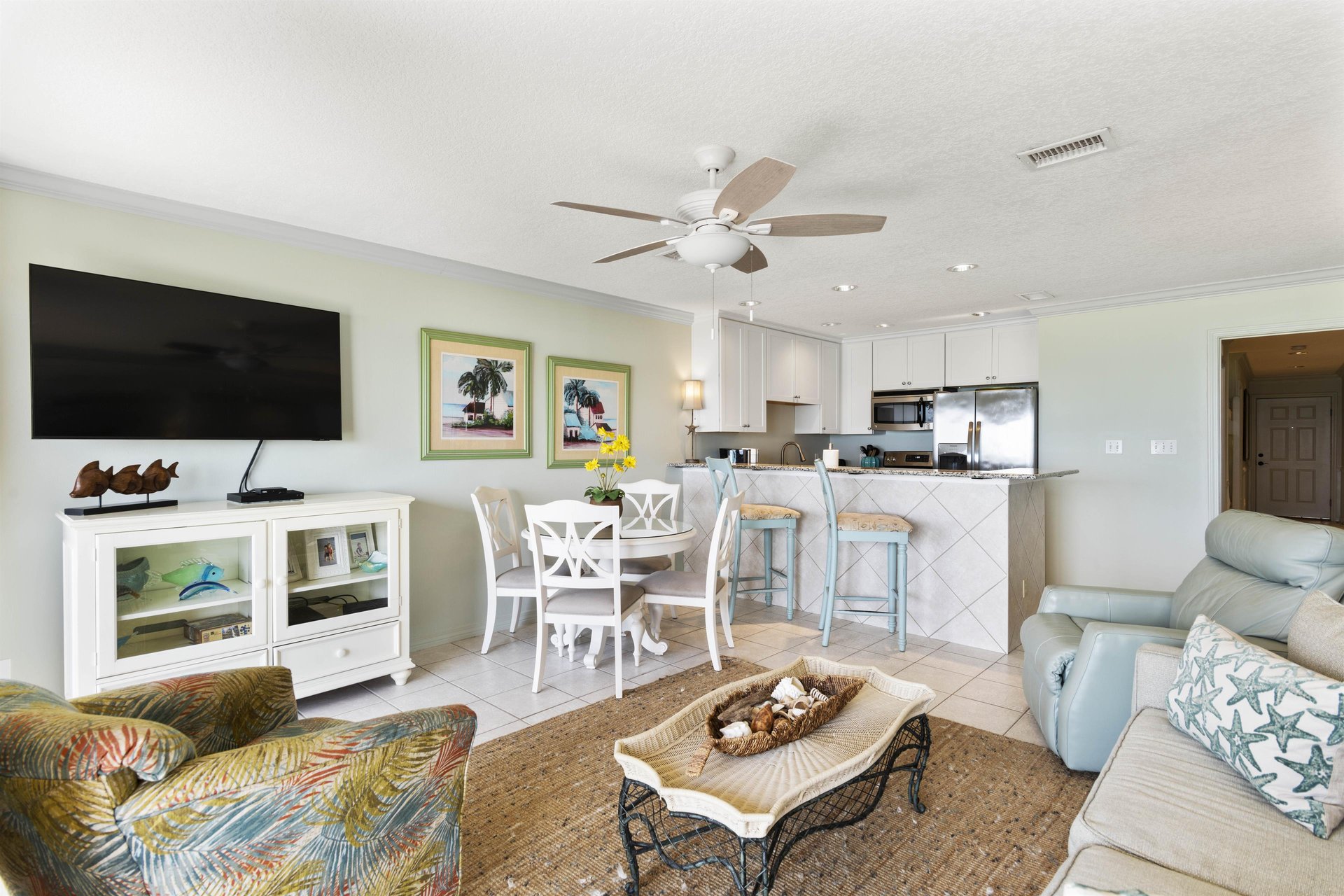 Coral Reef Club 09 4
